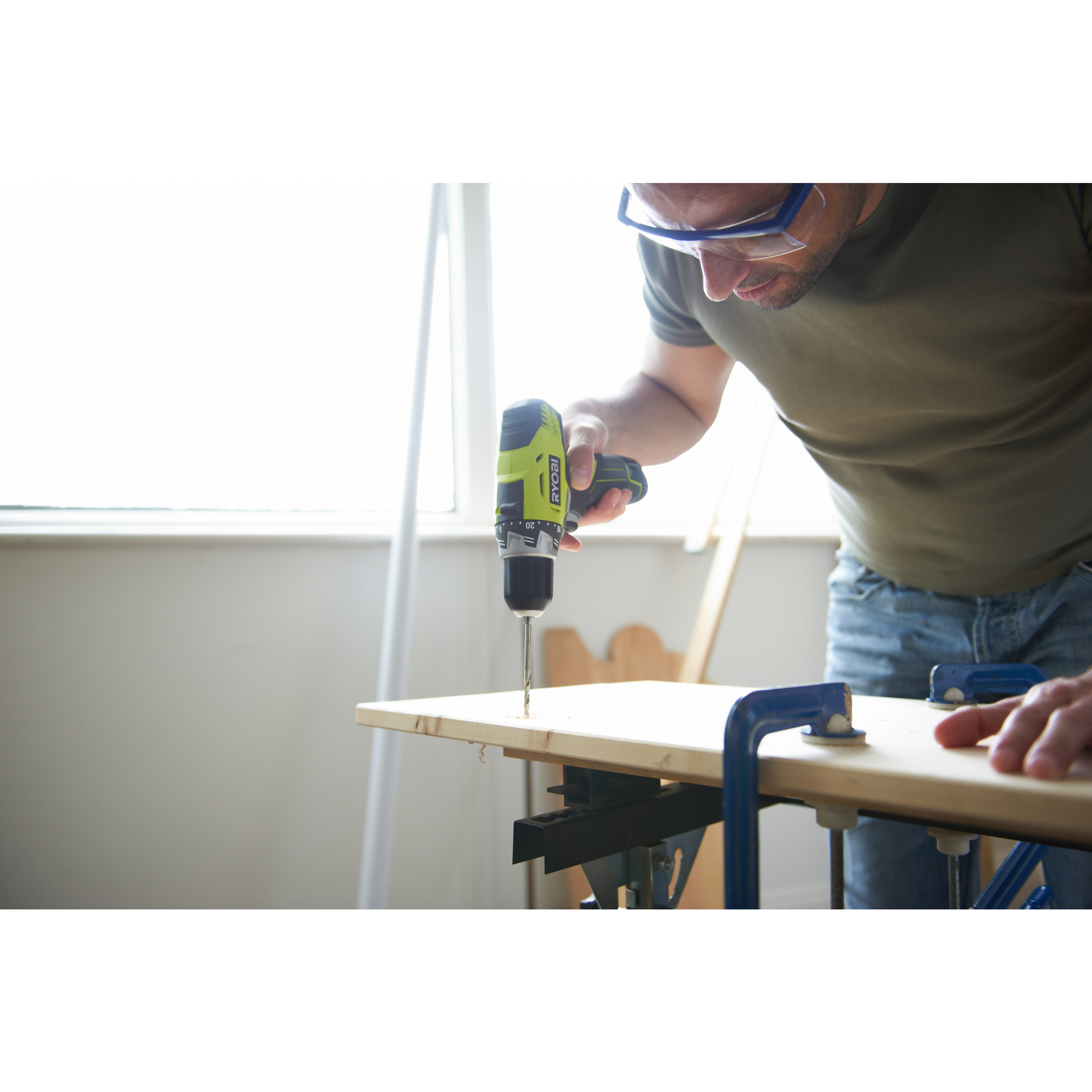 Masina de gaurit-insurubat de 12V cu acumulator de alimentare (2x2.0Ah) 5133005059 - imagine 3