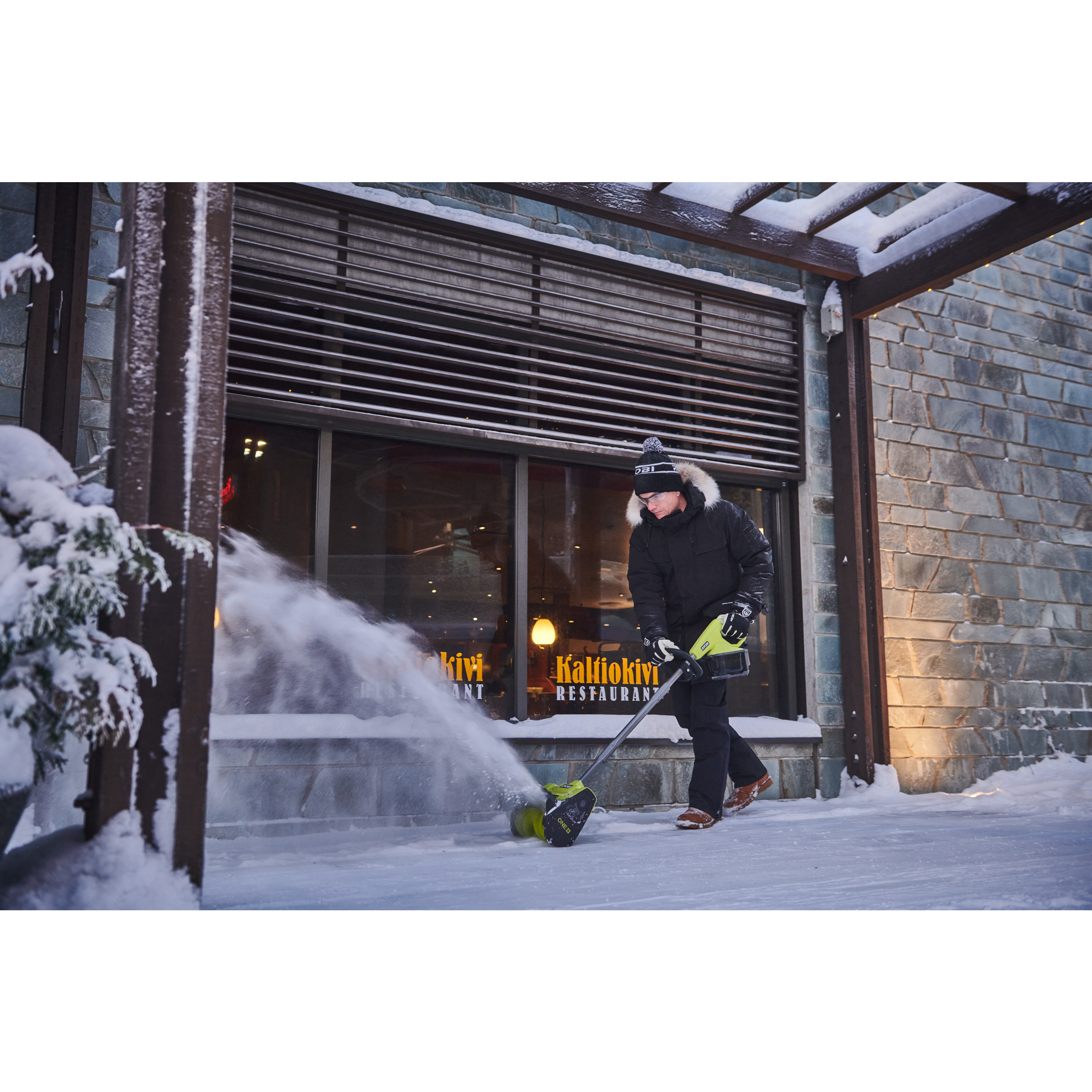 Lopata pentru zapada 18V ONE-- latime 25cm (1 x 4-0 Ah) 5133006235 - imagine 2