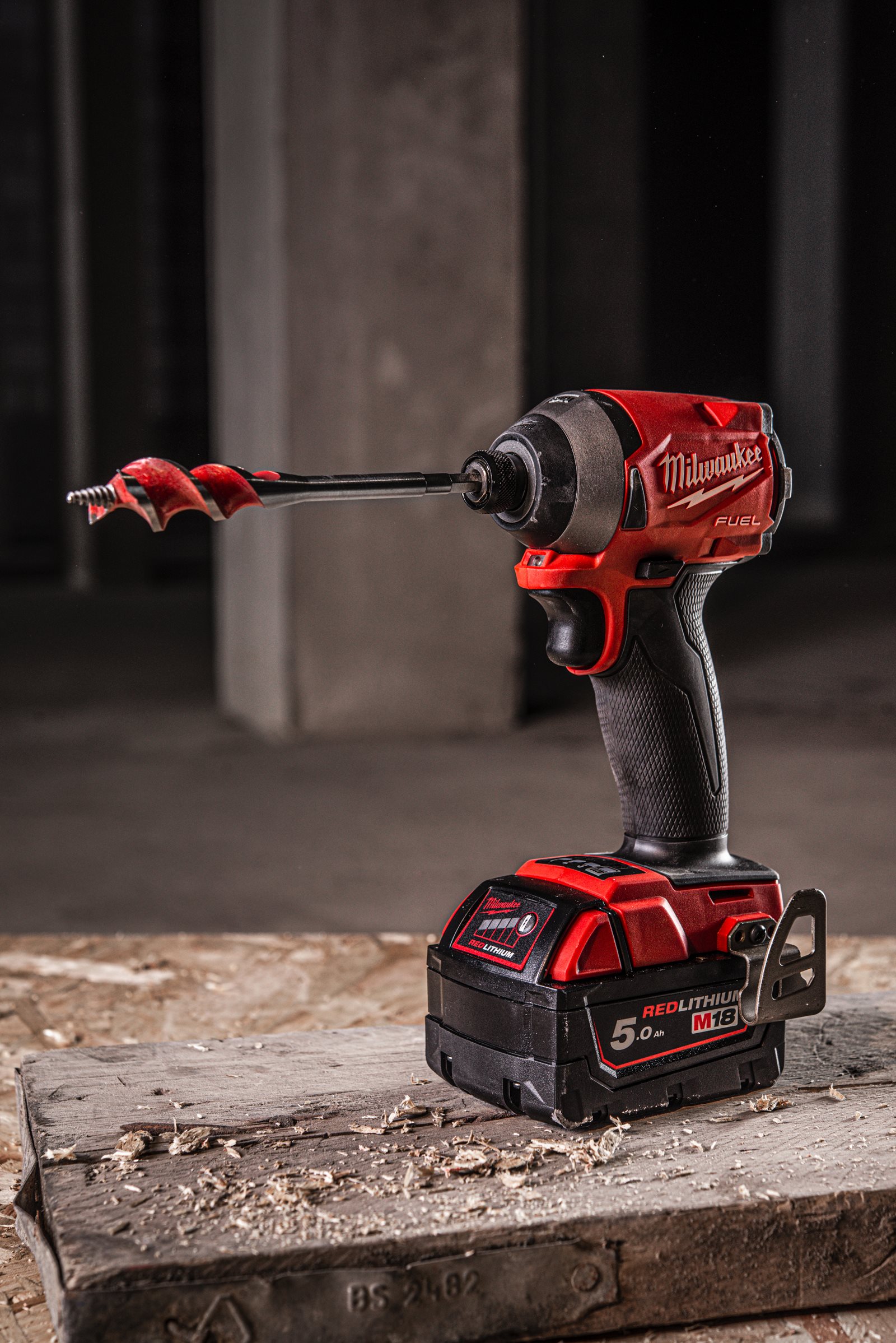 Burghie pentru lemn SPEED FEED Milwaukee 4932464071 - in utilizare 1