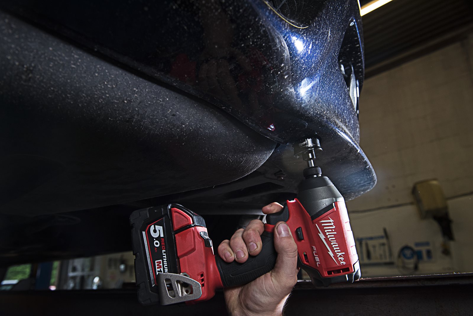 Carote SHOCKWAVE IMPACT DUTY 35 mm Milwaukee 49224800 - in utilizare 1