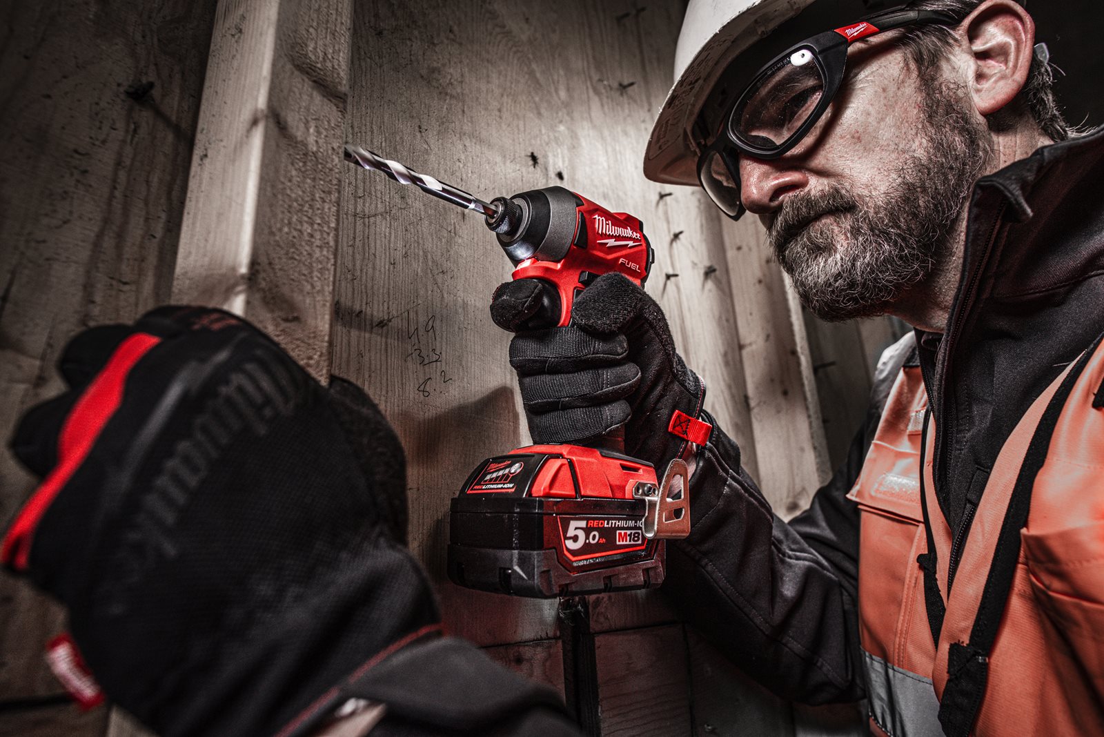 Seturi burghie pentru aplicații multimaterial 7 buc Milwaukee - in utilizare 1