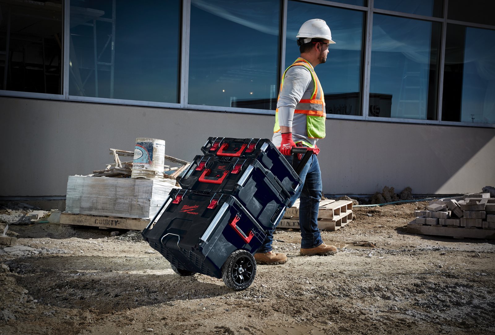 Cărucior transport PACKOUT Milwaukee - in utilizare 2