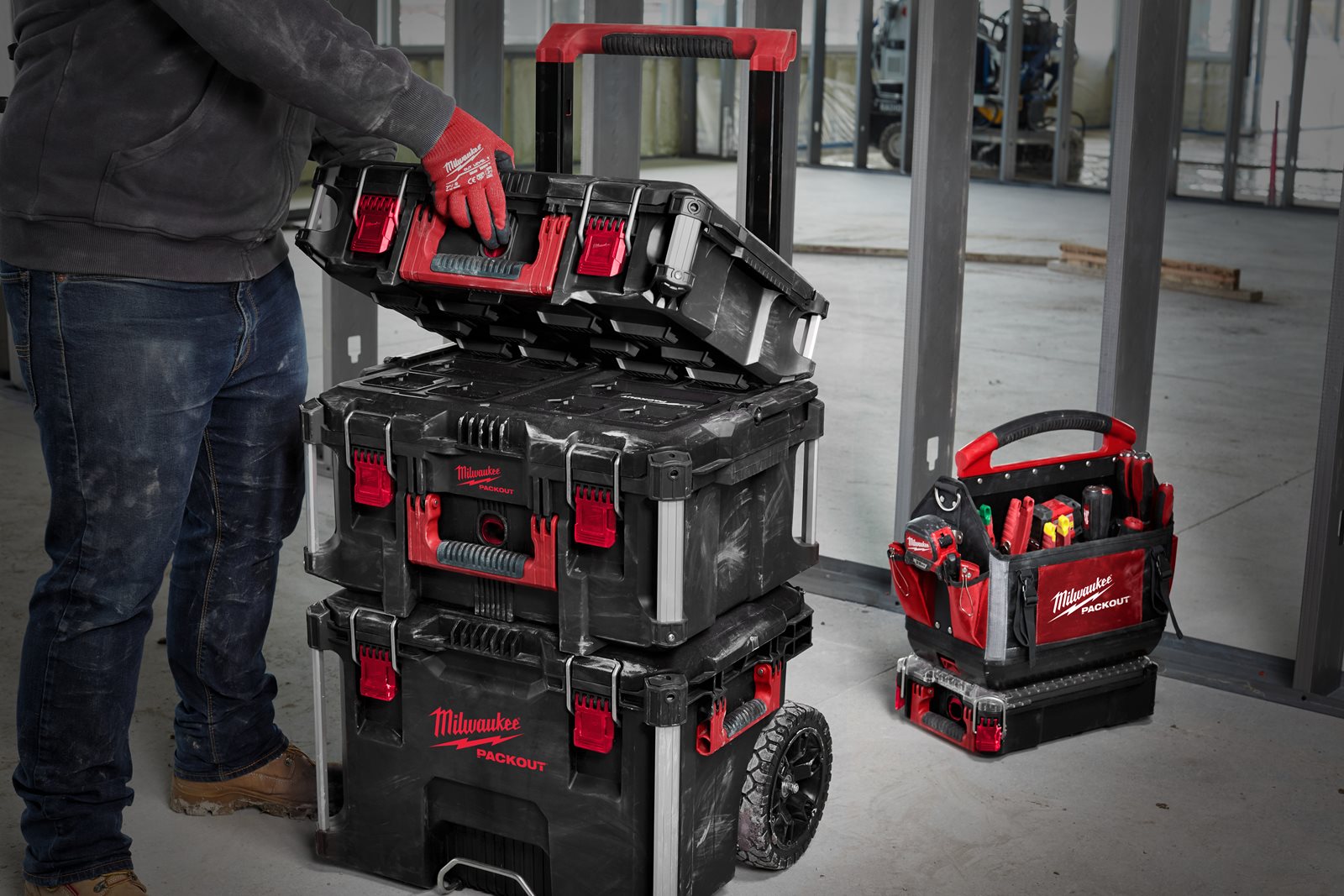 Cutie PACKOUT Milwaukee 4932464079 - in utilizare 2