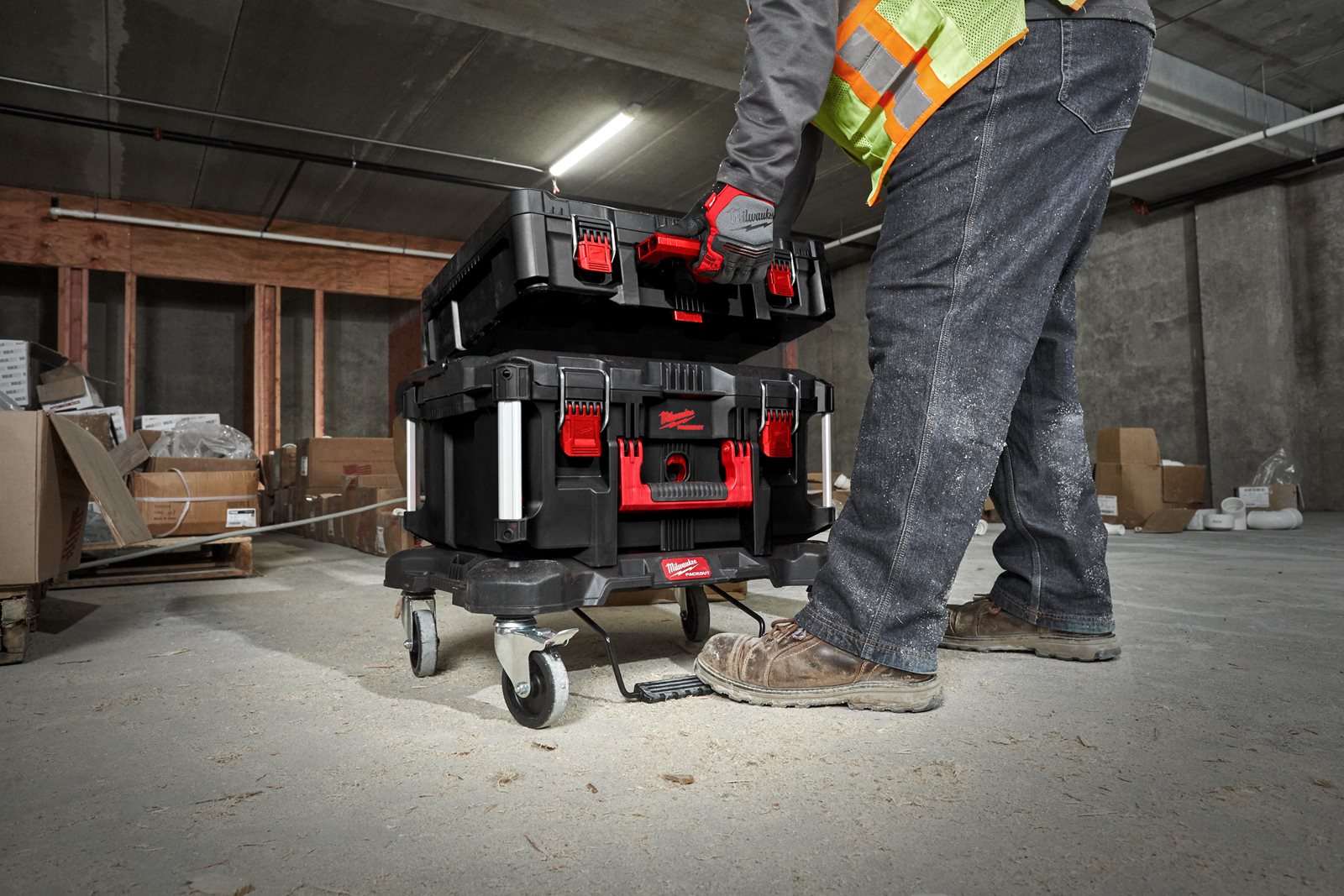 Cărucior troller PACKOUT Milwaukee - in utilizare 1