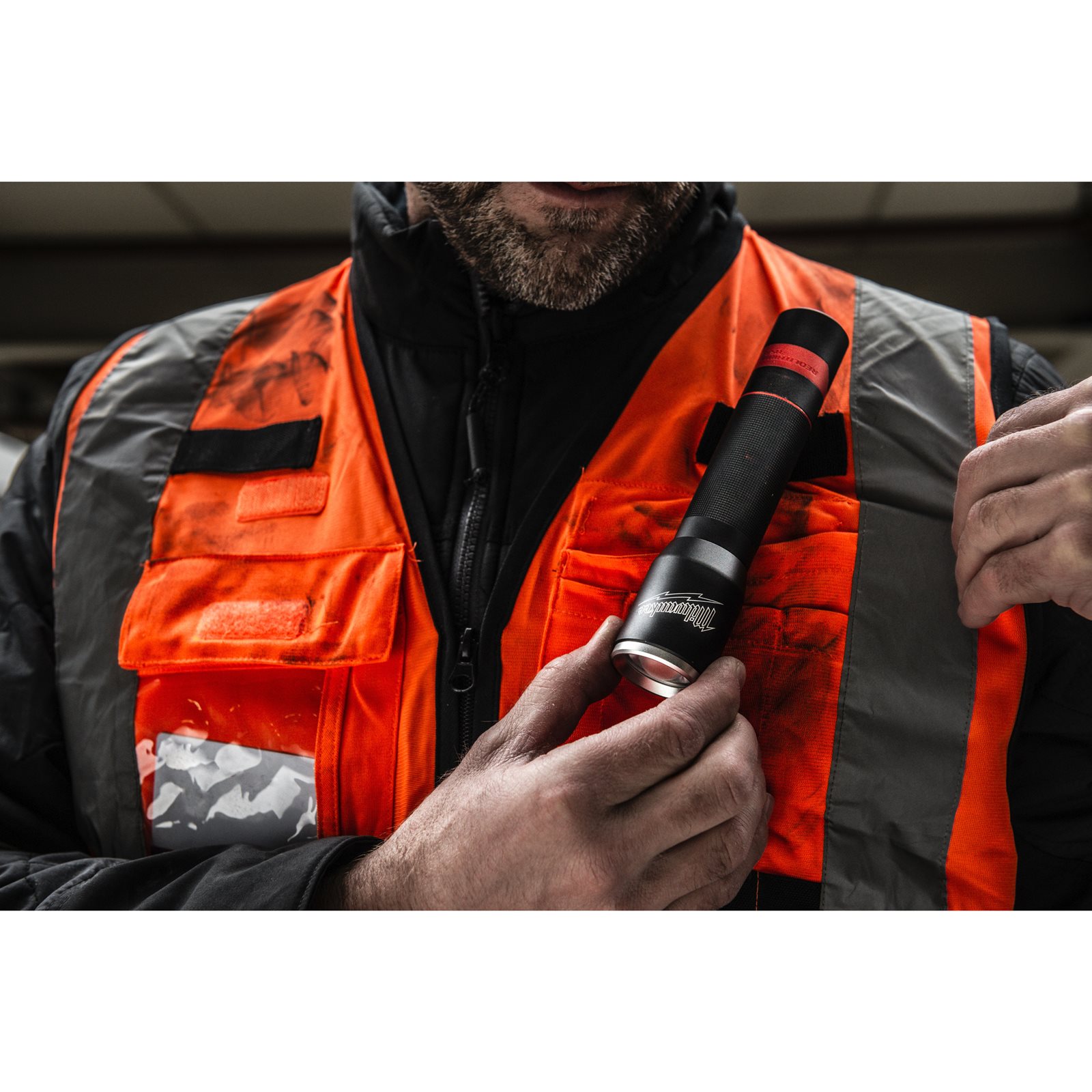 Vestă de înaltă vizibilitate premium S / M Milwaukee 4932471895 - detaliu 1