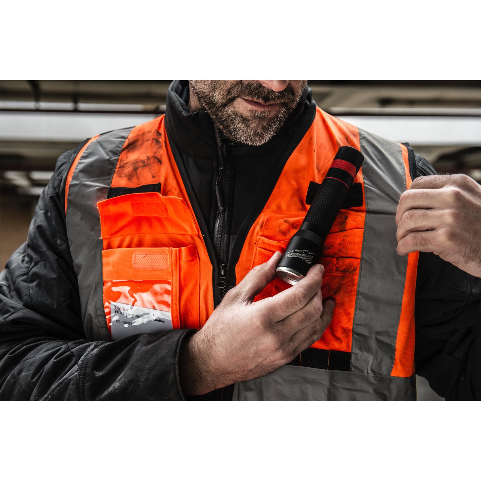 Vestă de înaltă vizibilitate premium S / M Milwaukee 4932471895 - detaliu 4