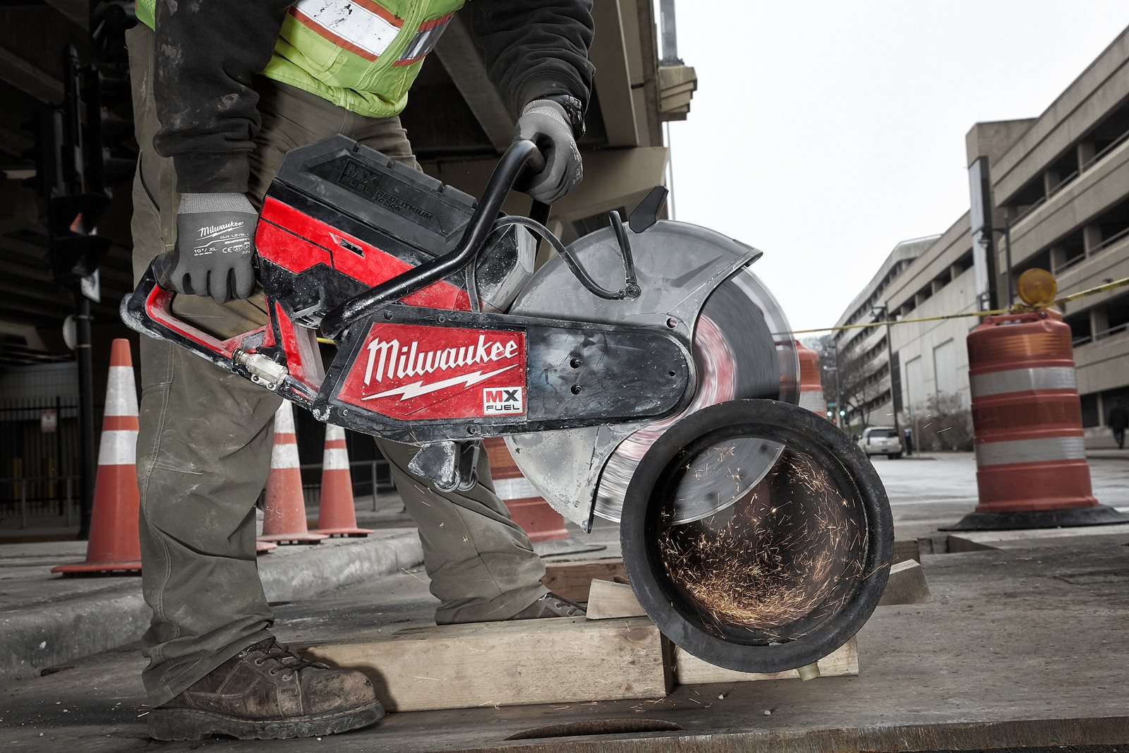 Speedcross HUDD 115 mm Milwaukee - in utilizare 2