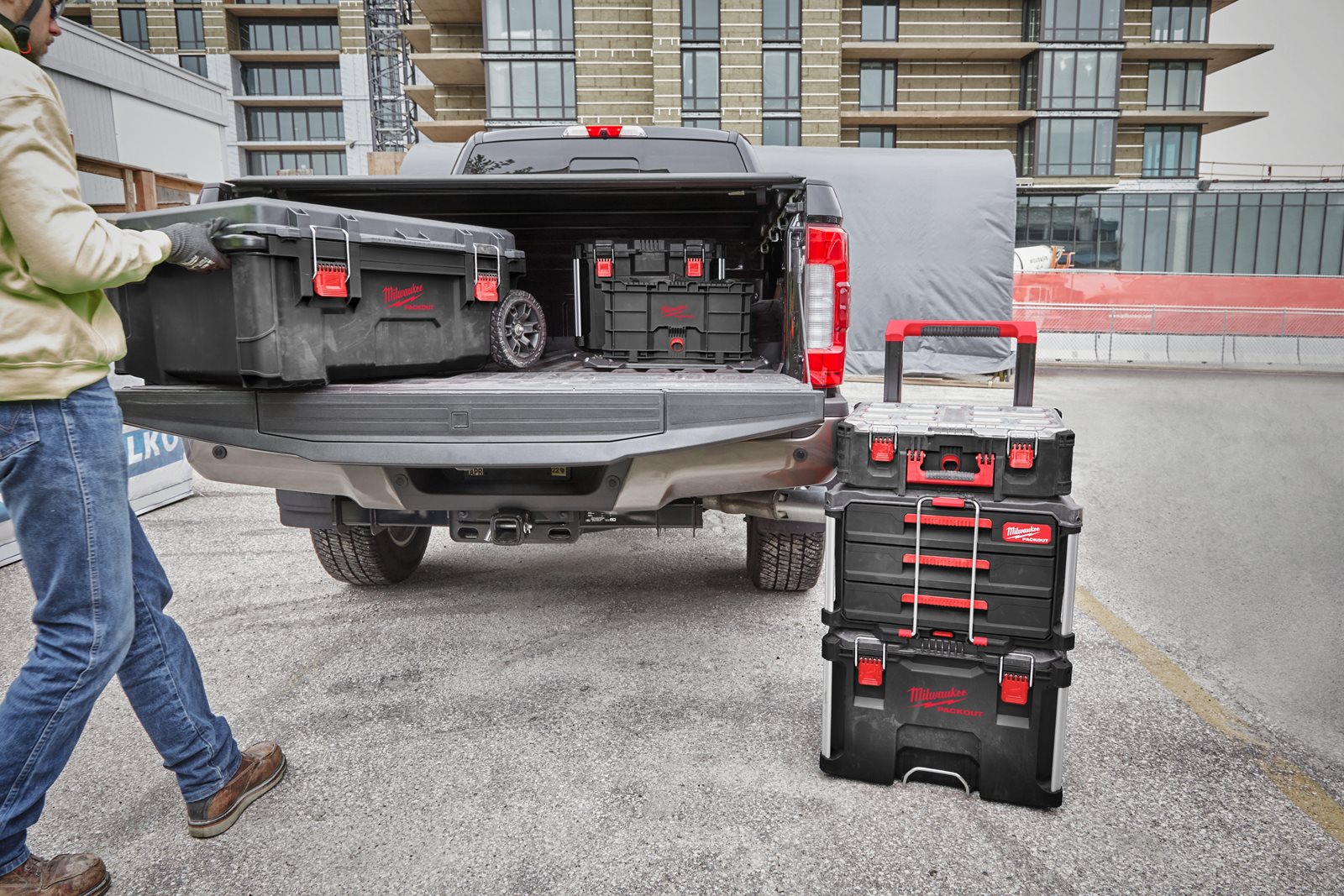 Cutie PACKOUT cu roți Milwaukee - in utilizare 9