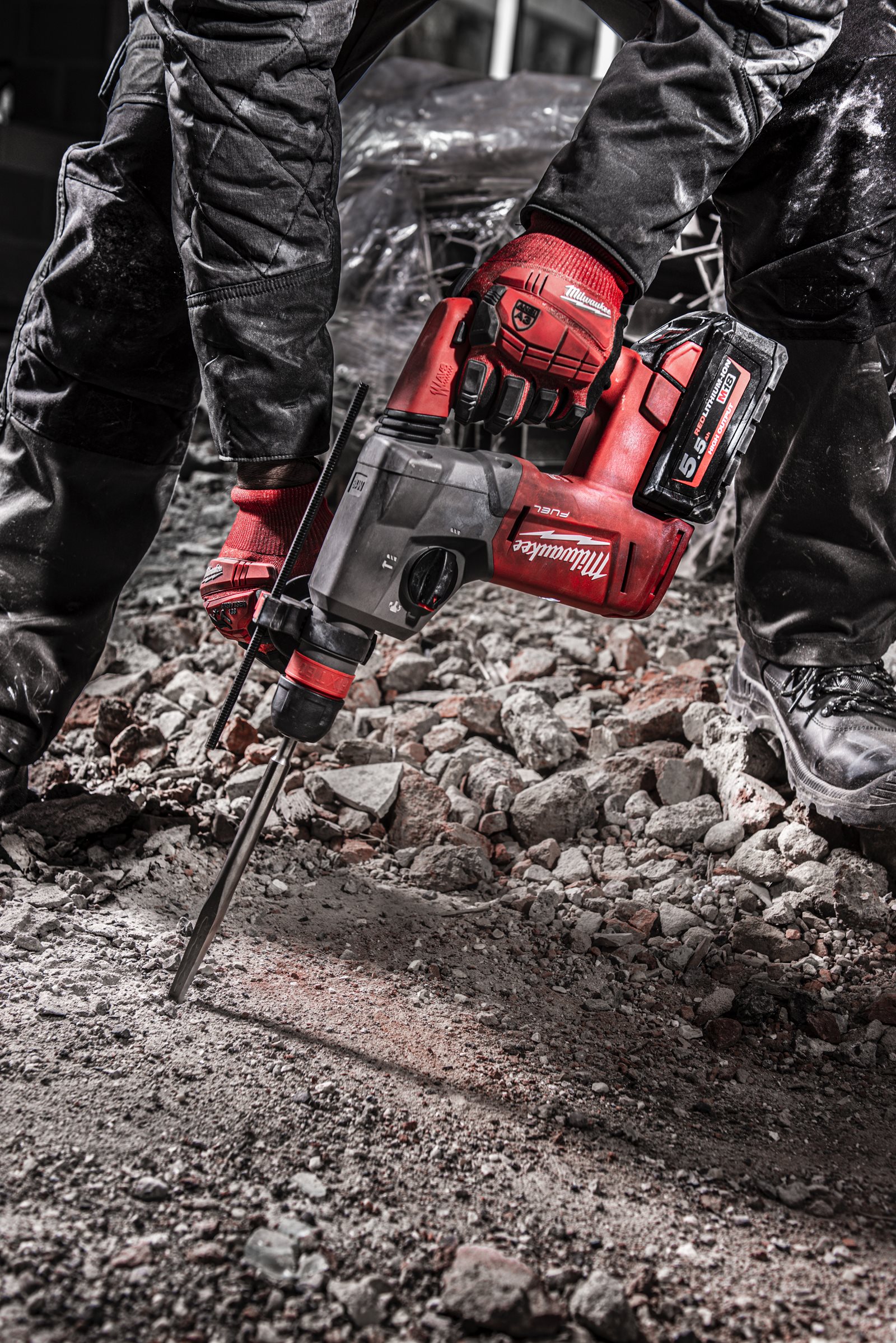 Dălți SDS-Max SLEDGE cu autoascuțire 400 mm 1pc Milwaukee - in utilizare 2