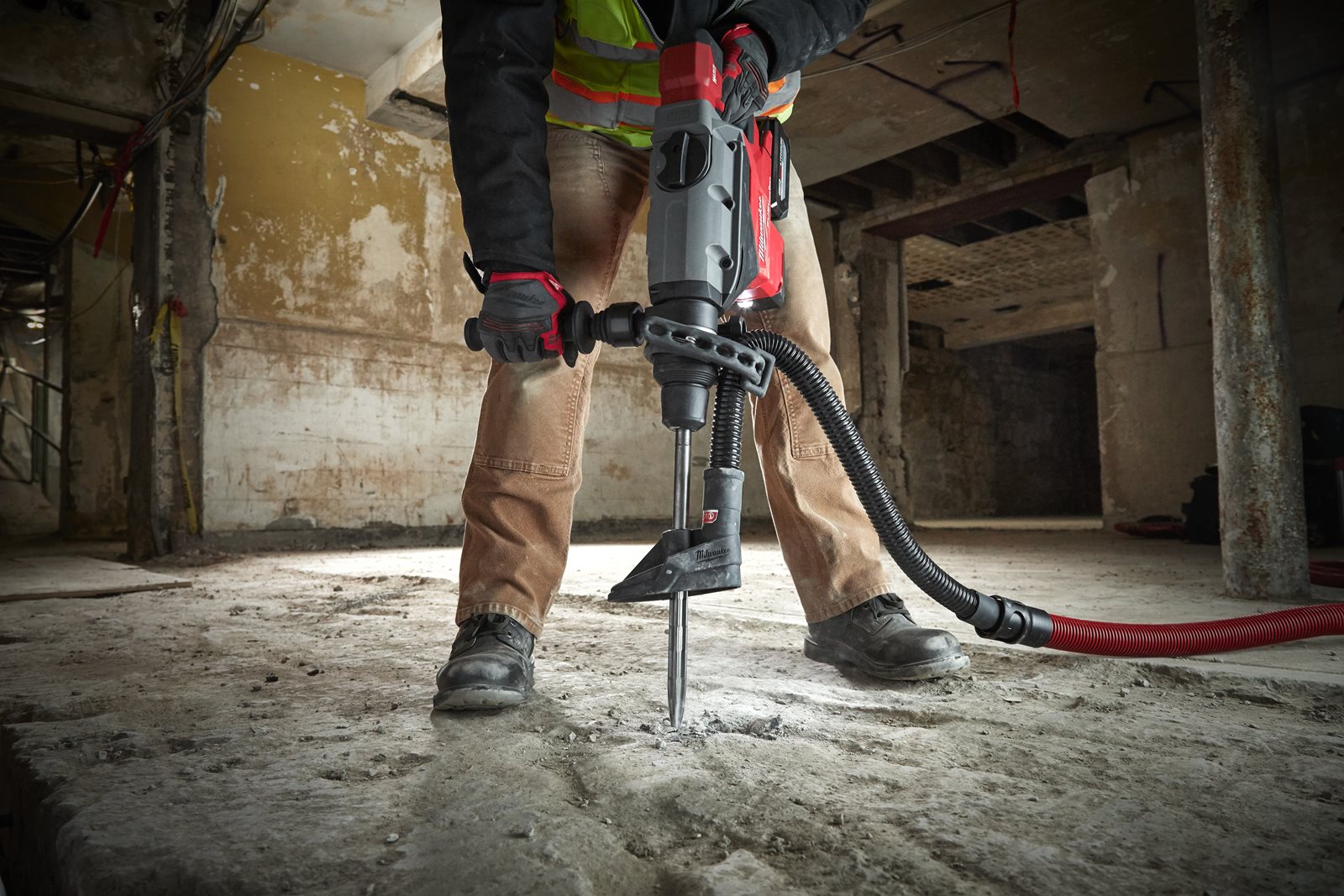 Dălți SDS-Max SLEDGE cu autoascuțire 400 mm 1pc Milwaukee - in utilizare 3