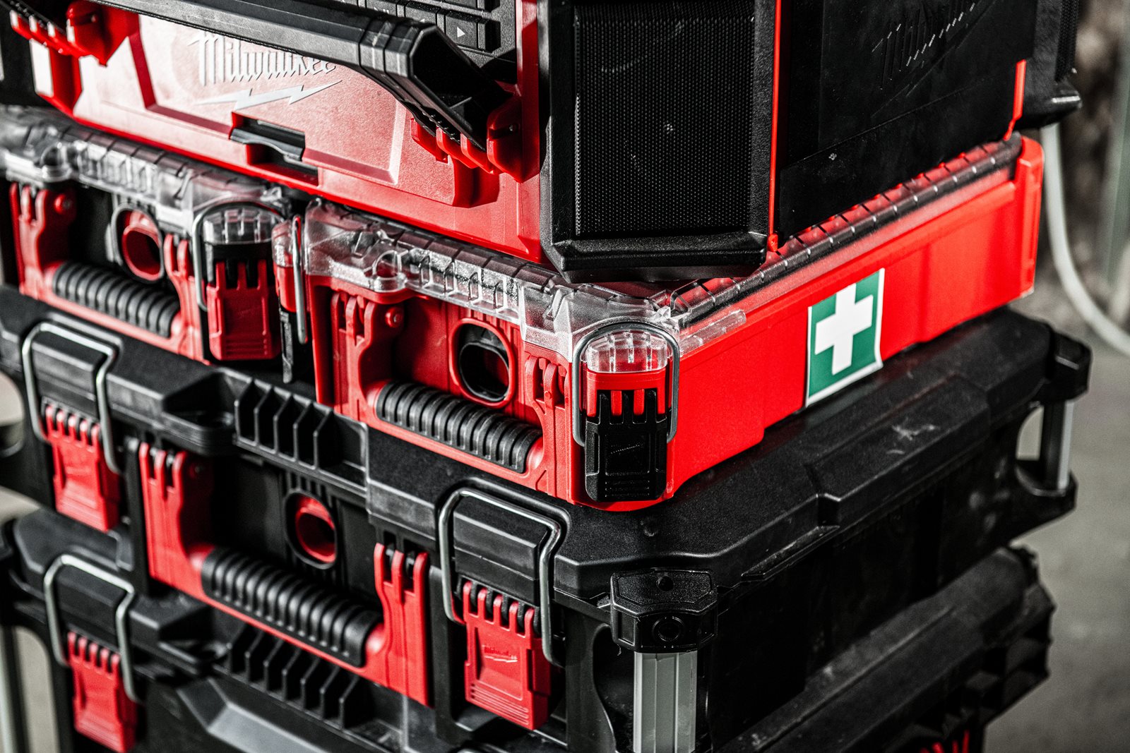 Trusă PACKOUT de prim ajutor DIN 13157 Milwaukee - in utilizare 6