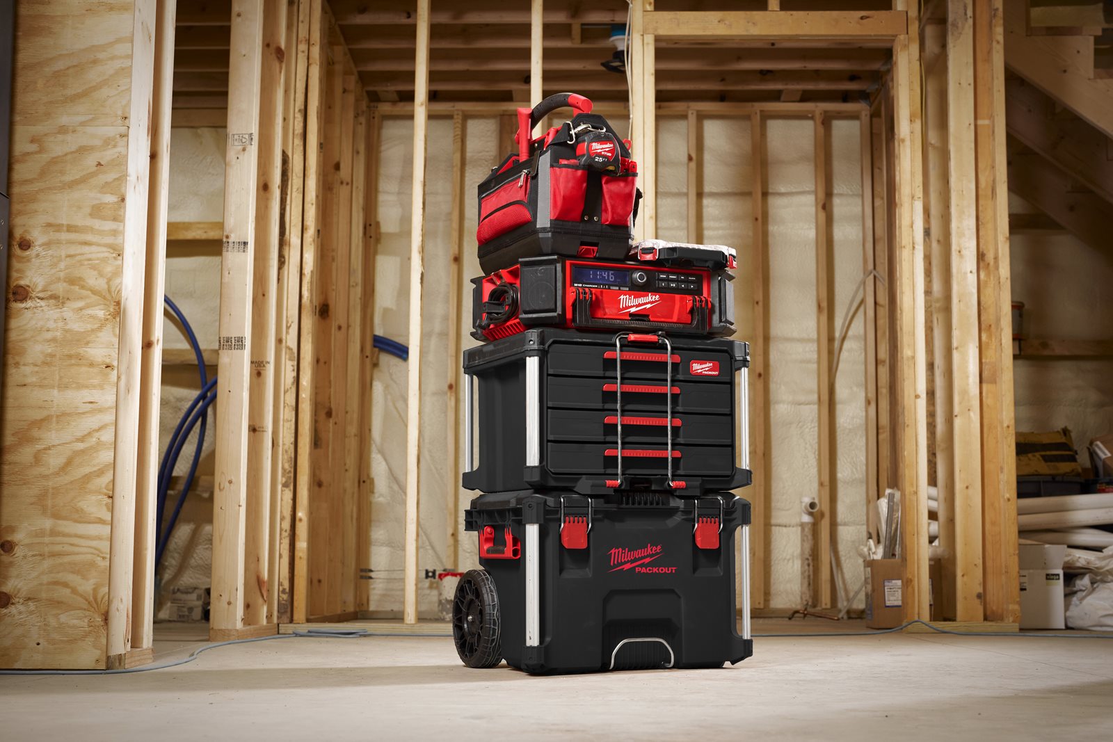 Cutii PACKOUT cu sertare Milwaukee 4932472129 - in utilizare 3