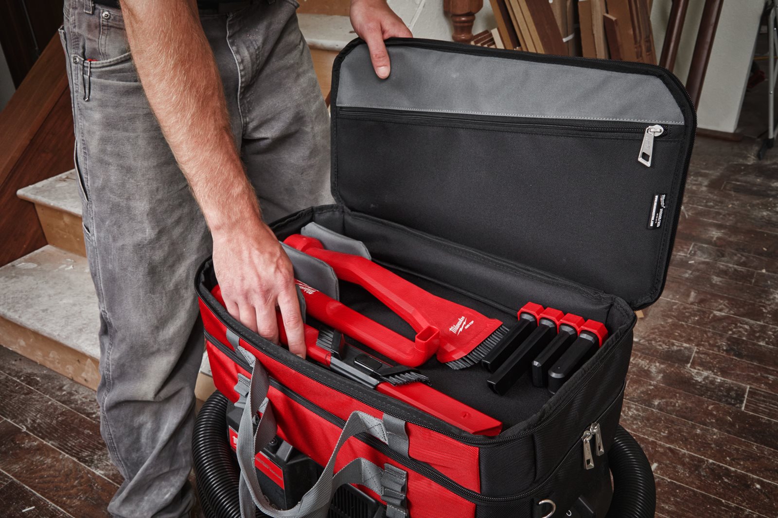 Set cap de aspirare Milwaukee ATKIT-1 - in utilizare 1