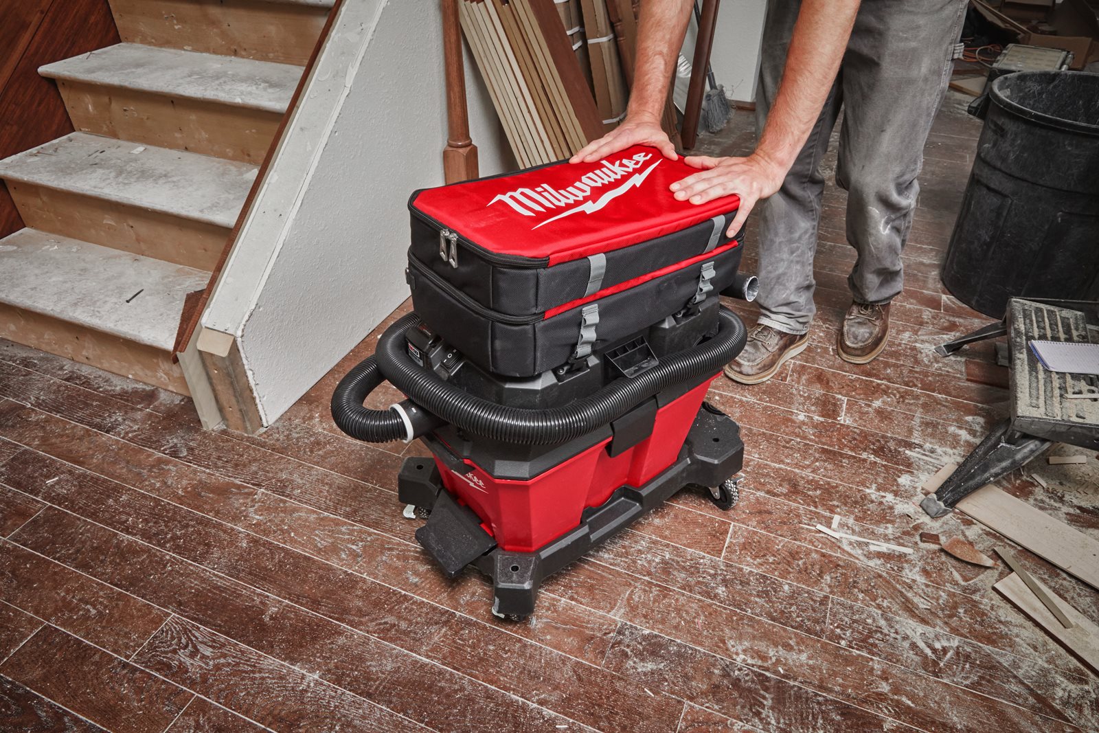 Set cap de aspirare Milwaukee ATKIT-1 - in utilizare 2