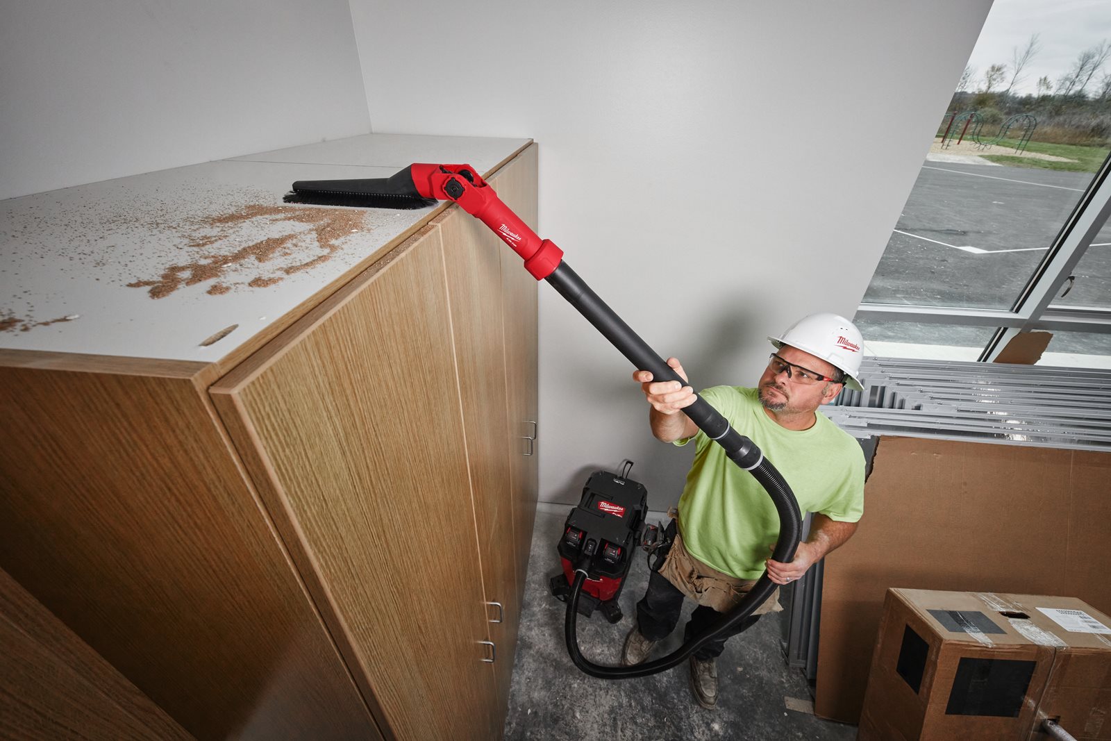 AIR-TIP Cap pivotant de aspirare cu perie Milwaukee AT-10 - in utilizare 6