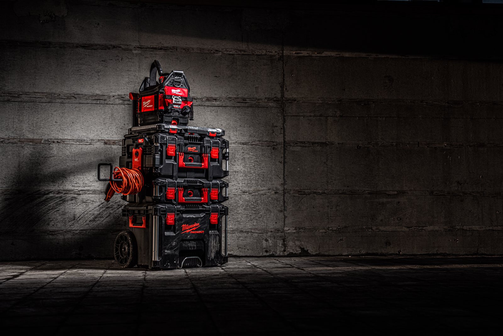 PACKOUT Suport lateral de fixare Milwaukee - in utilizare 3