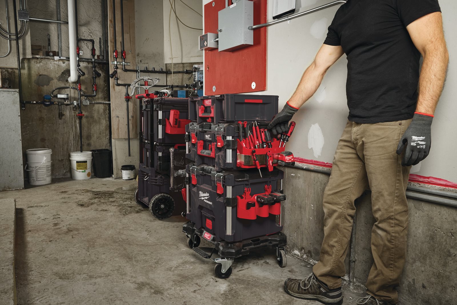 PACKOUT Suport lateral lung Milwaukee - in utilizare 2