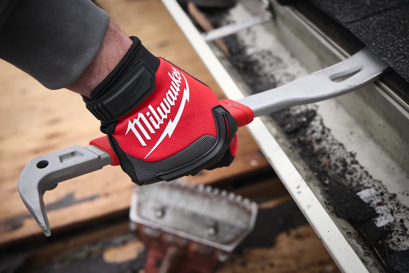 Levier pentru ornamente 40cm Milwaukee - in utilizare 3