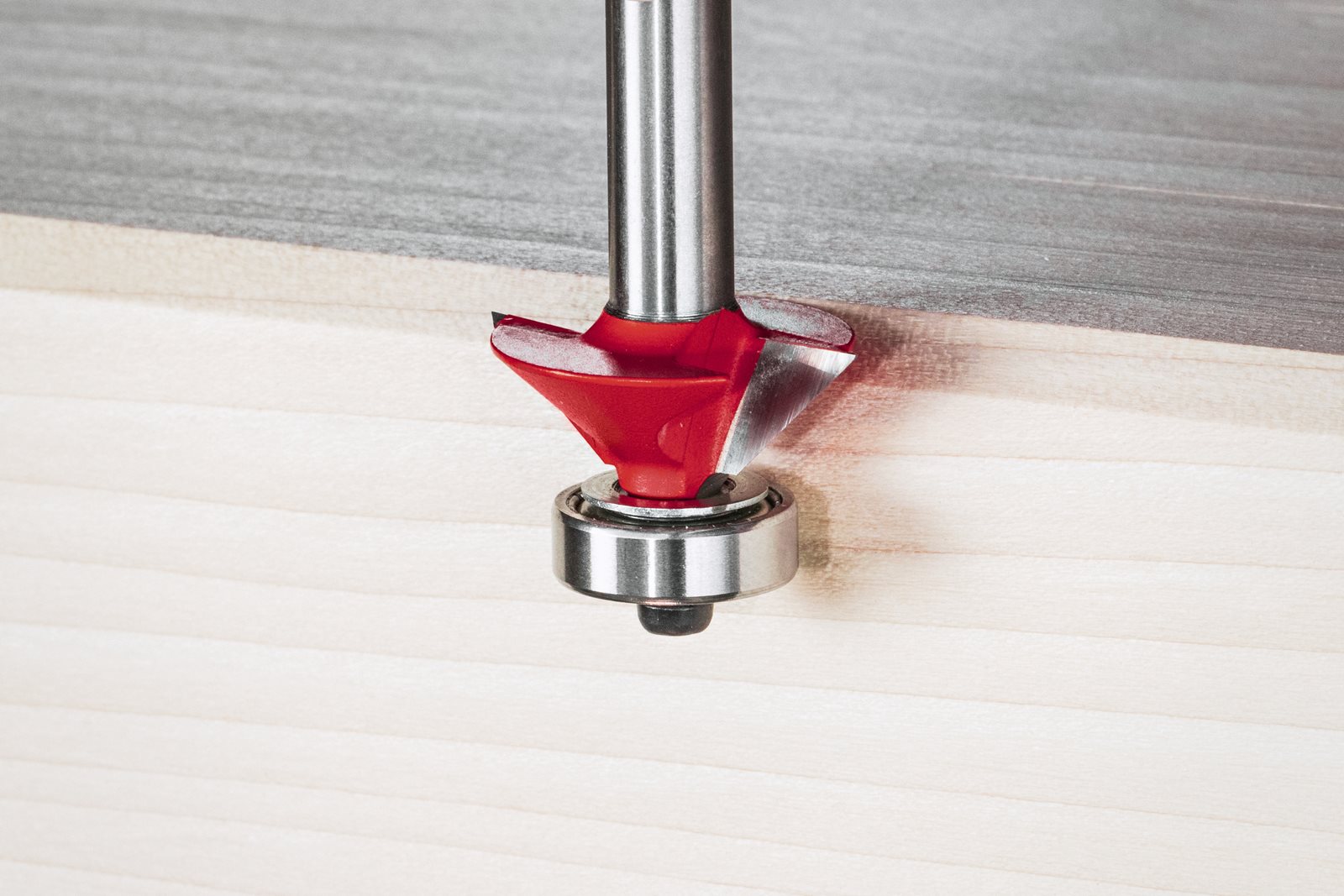 Freză combinată pentru teşire / finisare 51.5mm Milwaukee - in utilizare 2