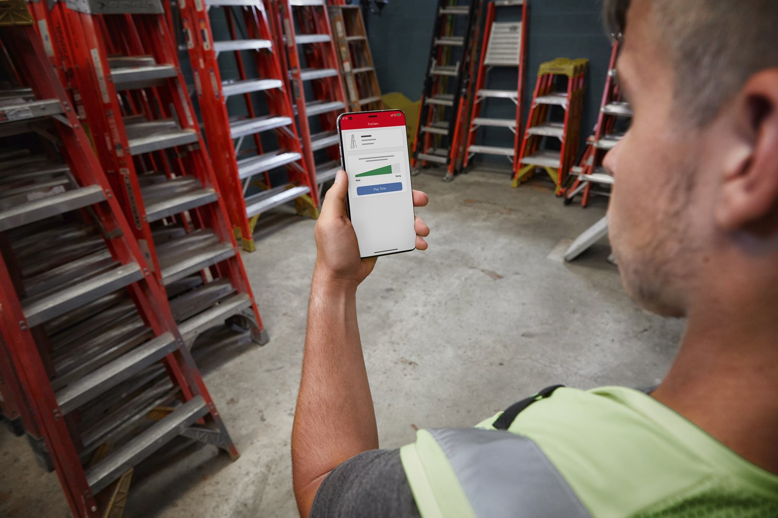 Modul de urmărire BTT MILWAUKEE ONE-KEY Bluetooth Milwaukee BTT-1 - in utilizare 14