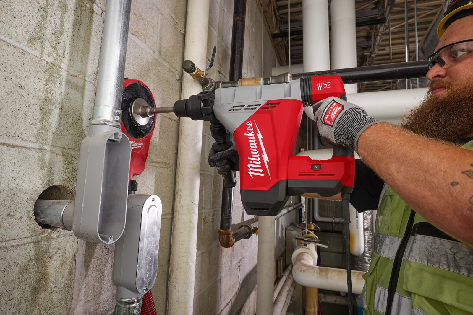 Ciocan demolator SDS-Max, clasa 8 kg Milwaukee HACO850 - in utilizare 2