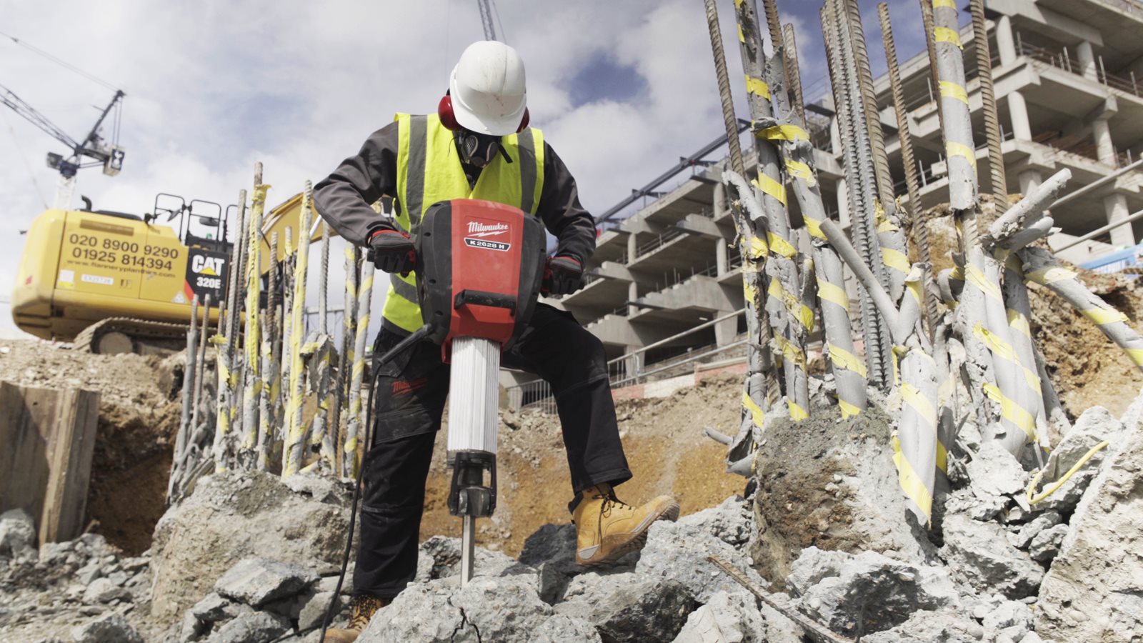 Ciocan demolator Hex 28 mm clasa 25 kg Milwaukee K 2628 H - in utilizare 1