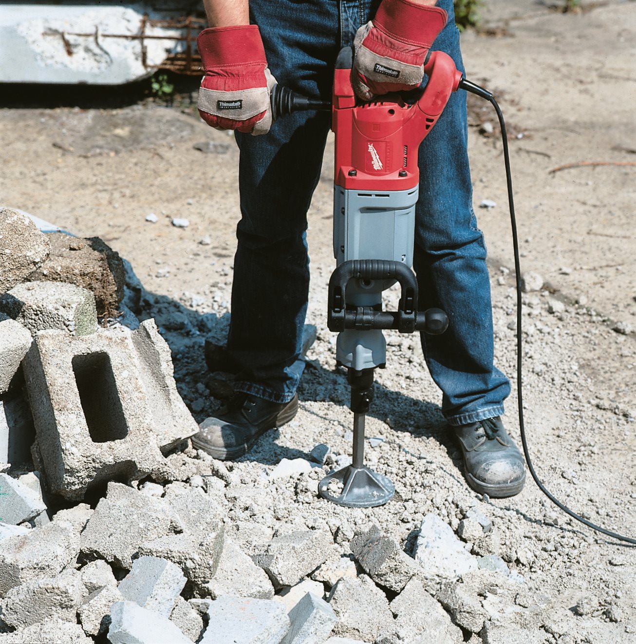 Ciocan demolator 10 KG Milwaukee K 900 K - in utilizare 1
