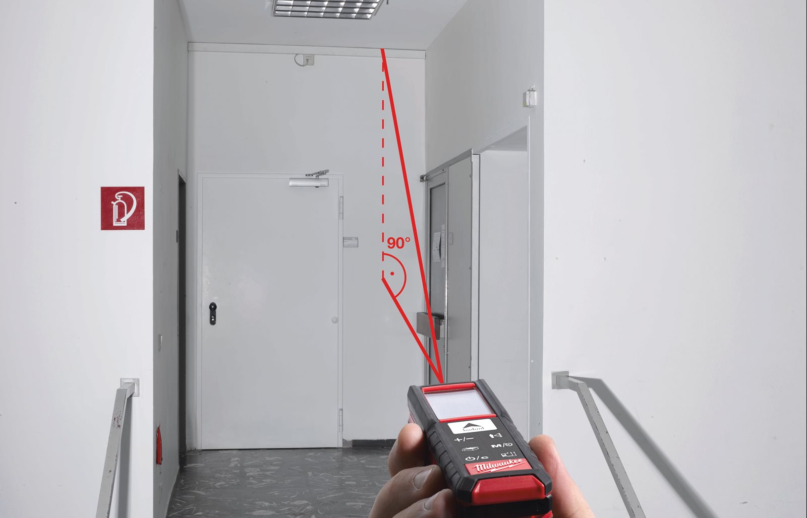 Telemetru cu laser 50 m Milwaukee LDM 50 - in utilizare 5