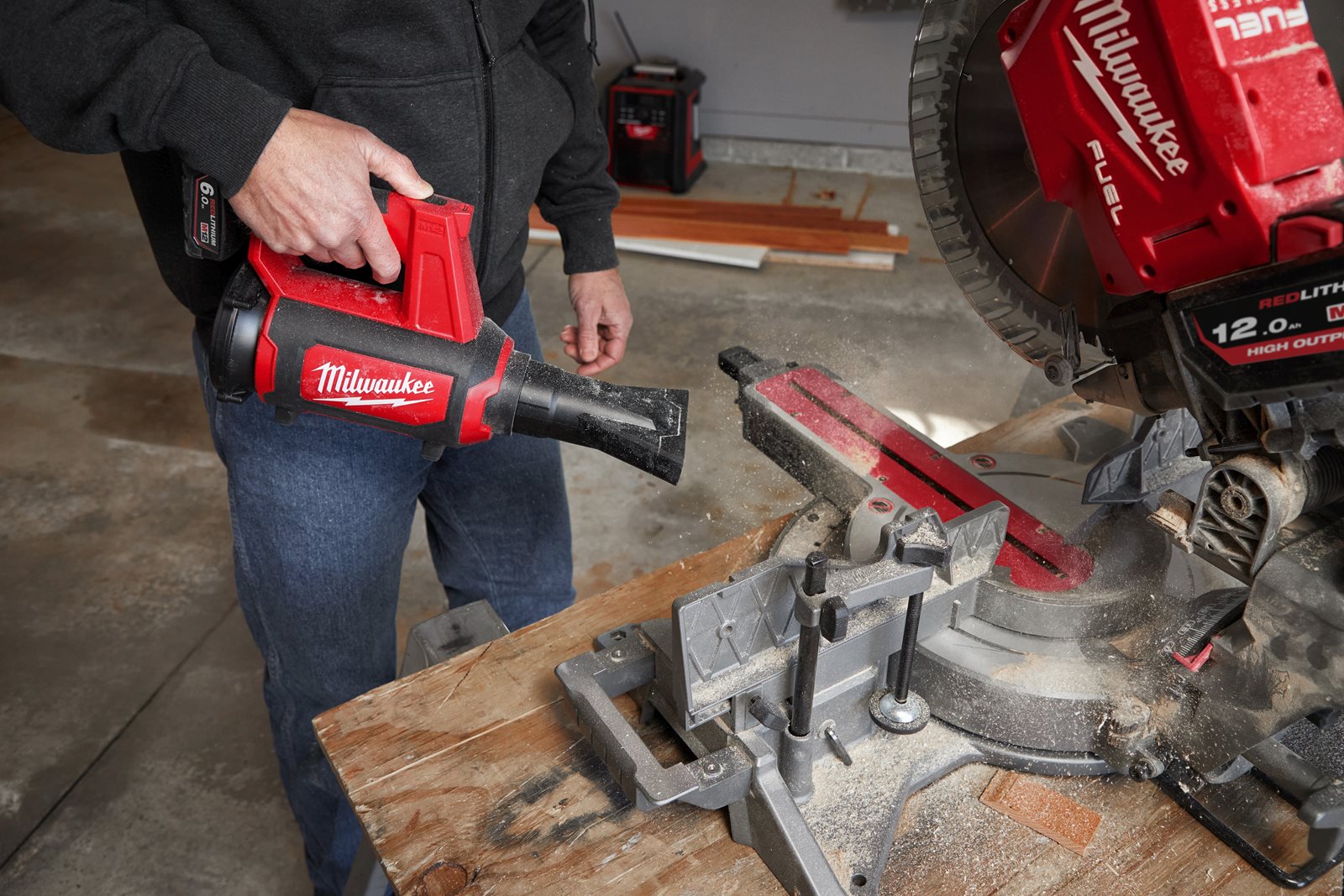 Suflantă M12 Milwaukee M12 BBL-0 - in utilizare 8