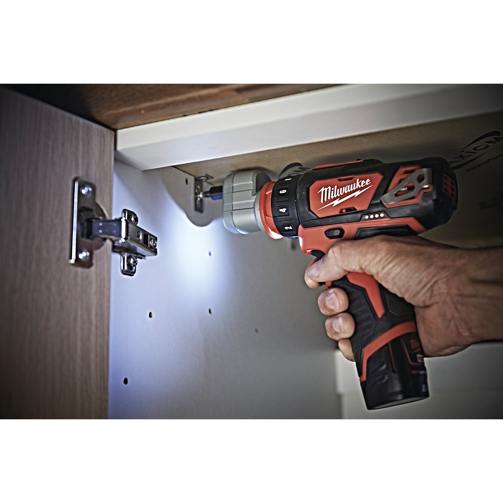Mașină de găurit M12 subcompactă cu mandrină detașabilă Milwaukee M12 BDDXKIT-202C - detaliu 1