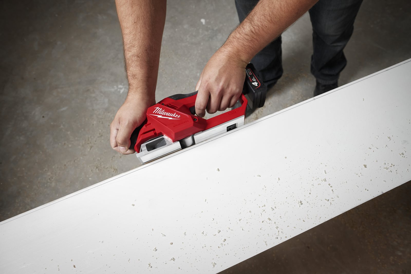 Rindea fără perii M12 Milwaukee M12 BLP-0X - in utilizare 1