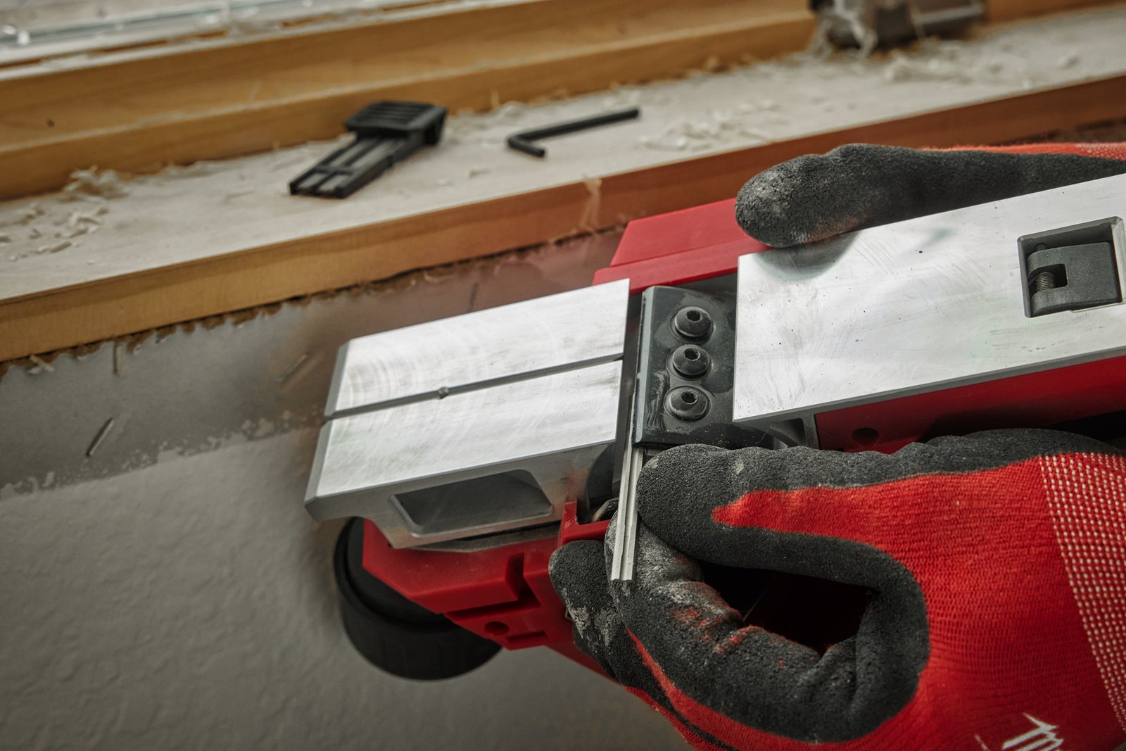 Rindea fără perii M12 Milwaukee M12 BLP-0X - in utilizare 10