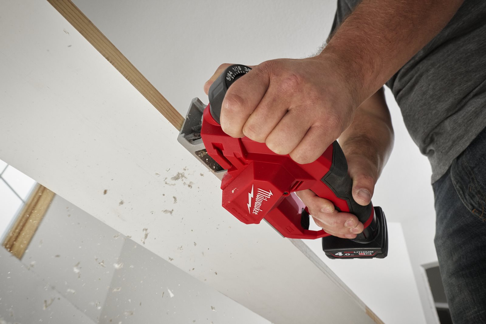 Rindea fără perii M12 Milwaukee M12 BLP-0X - in utilizare 6