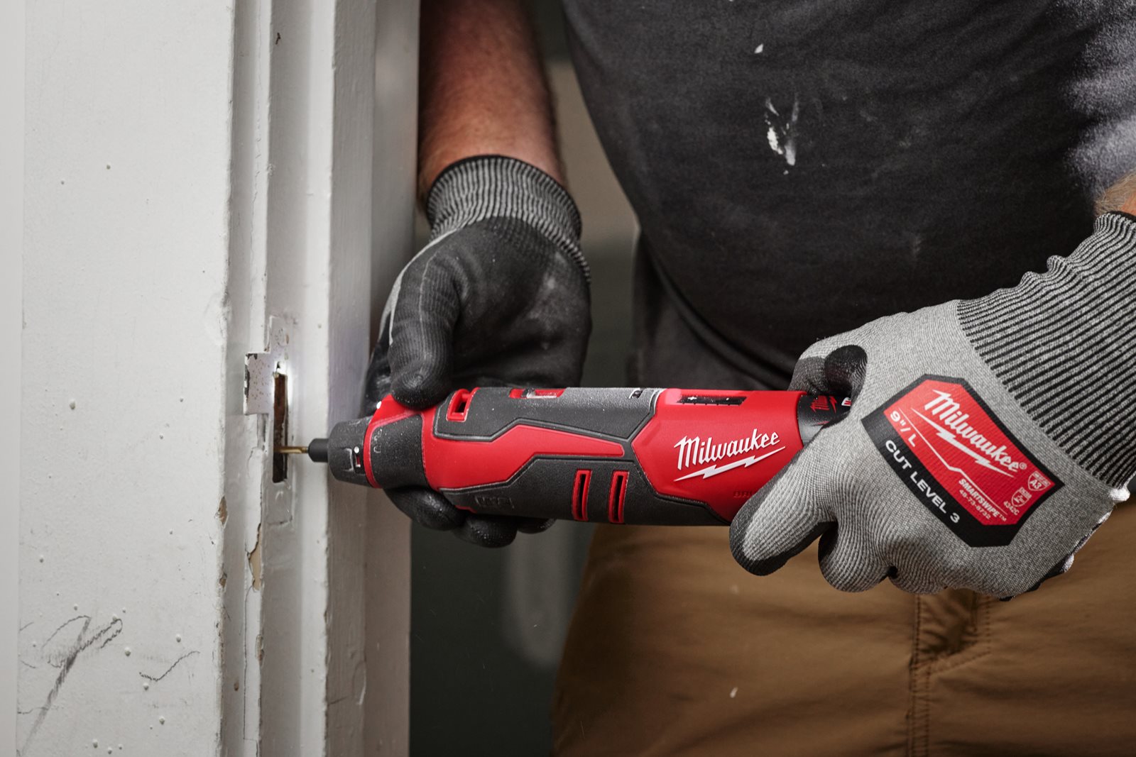 Unealtă rotativă fără perii M12 Milwaukee M12 BLROT-0 - in utilizare 7