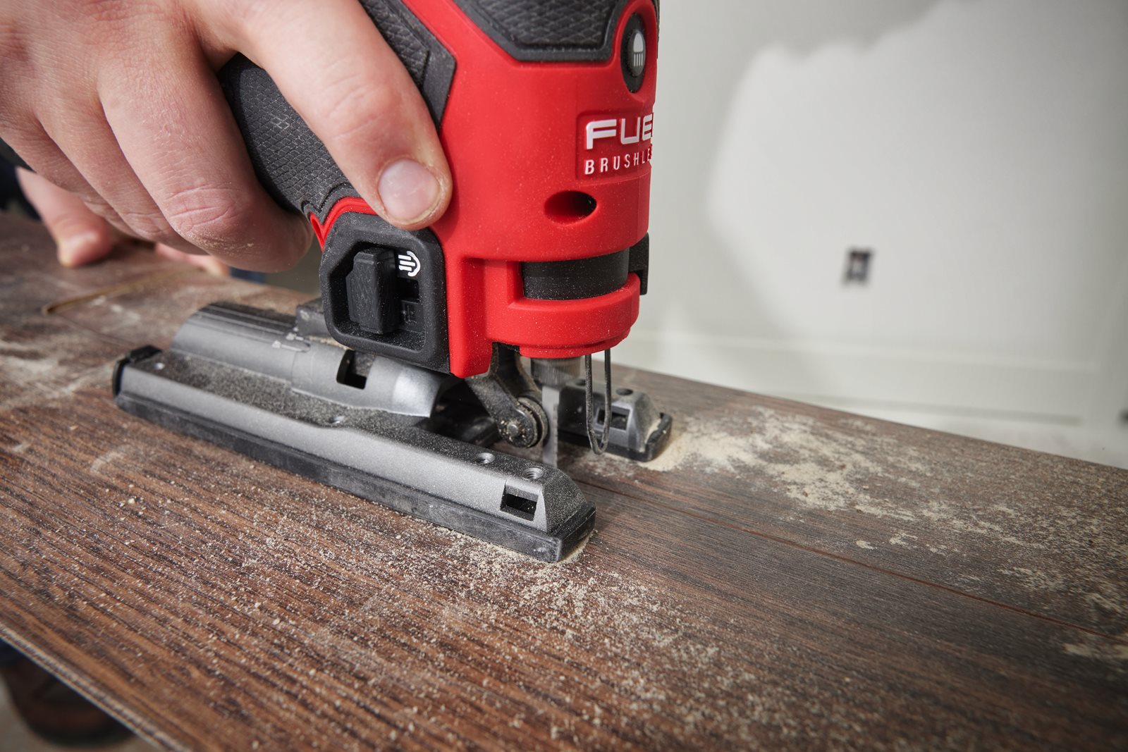 Fierăstrău pendular M12 FUEL Milwaukee M12 FJS-0 - in utilizare 9