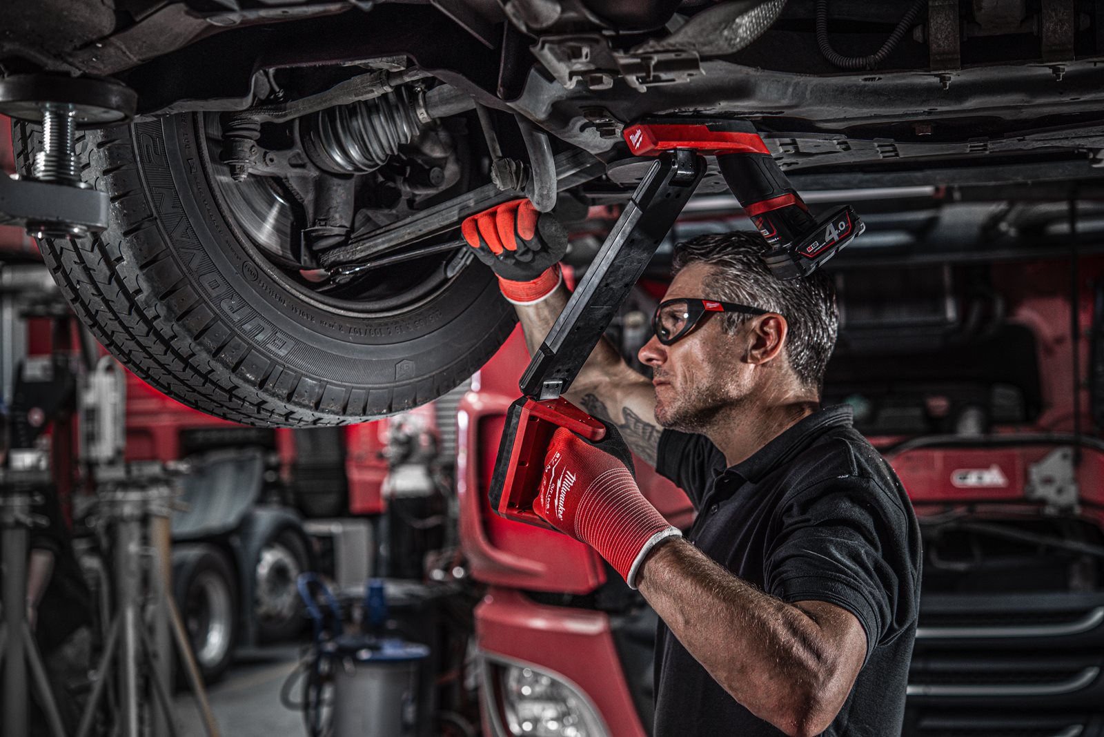 Lampă auto M12 Milwaukee M12 UCL-0 - in utilizare 9