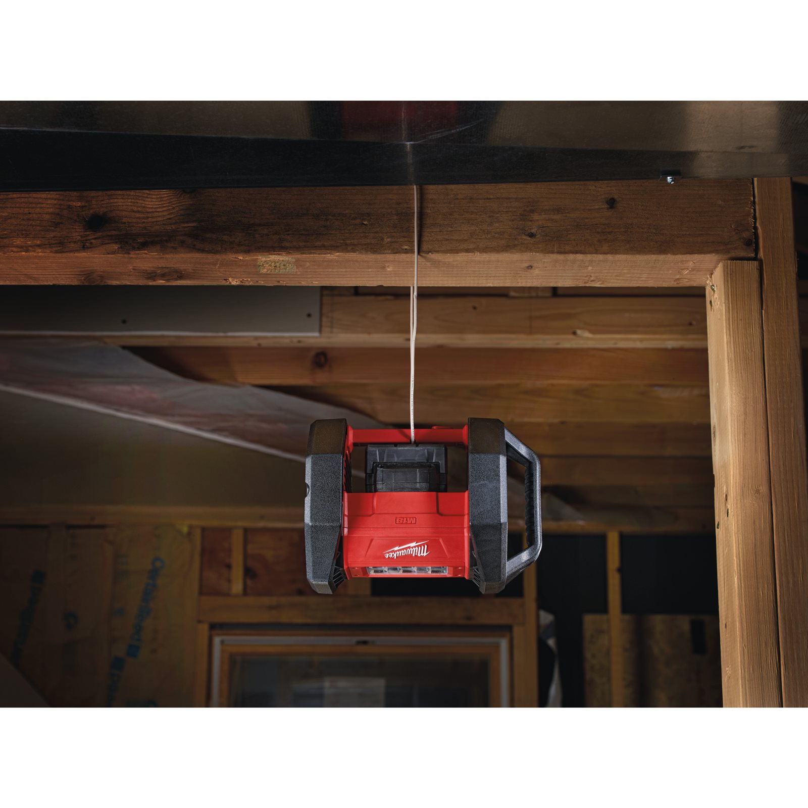 Proiector LED M18 Milwaukee M18 AL-0 - detaliu 2