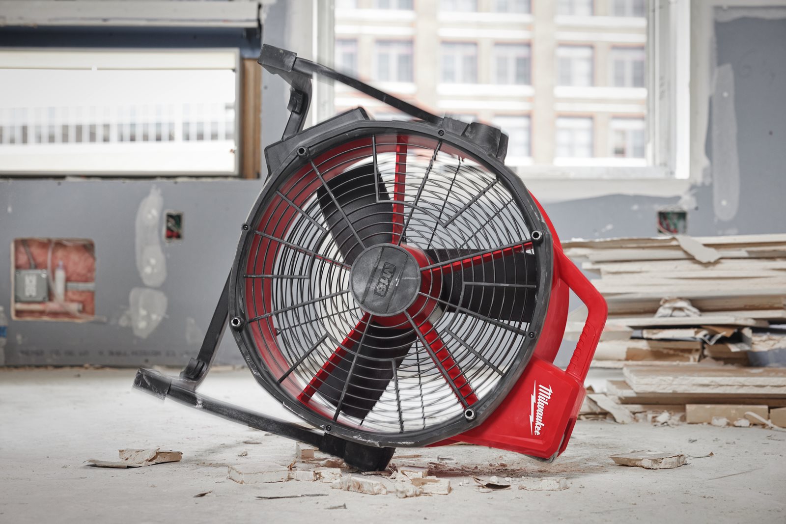 Ventilator high performance M18 Milwaukee M18 ARFHP-0 - in utilizare 4