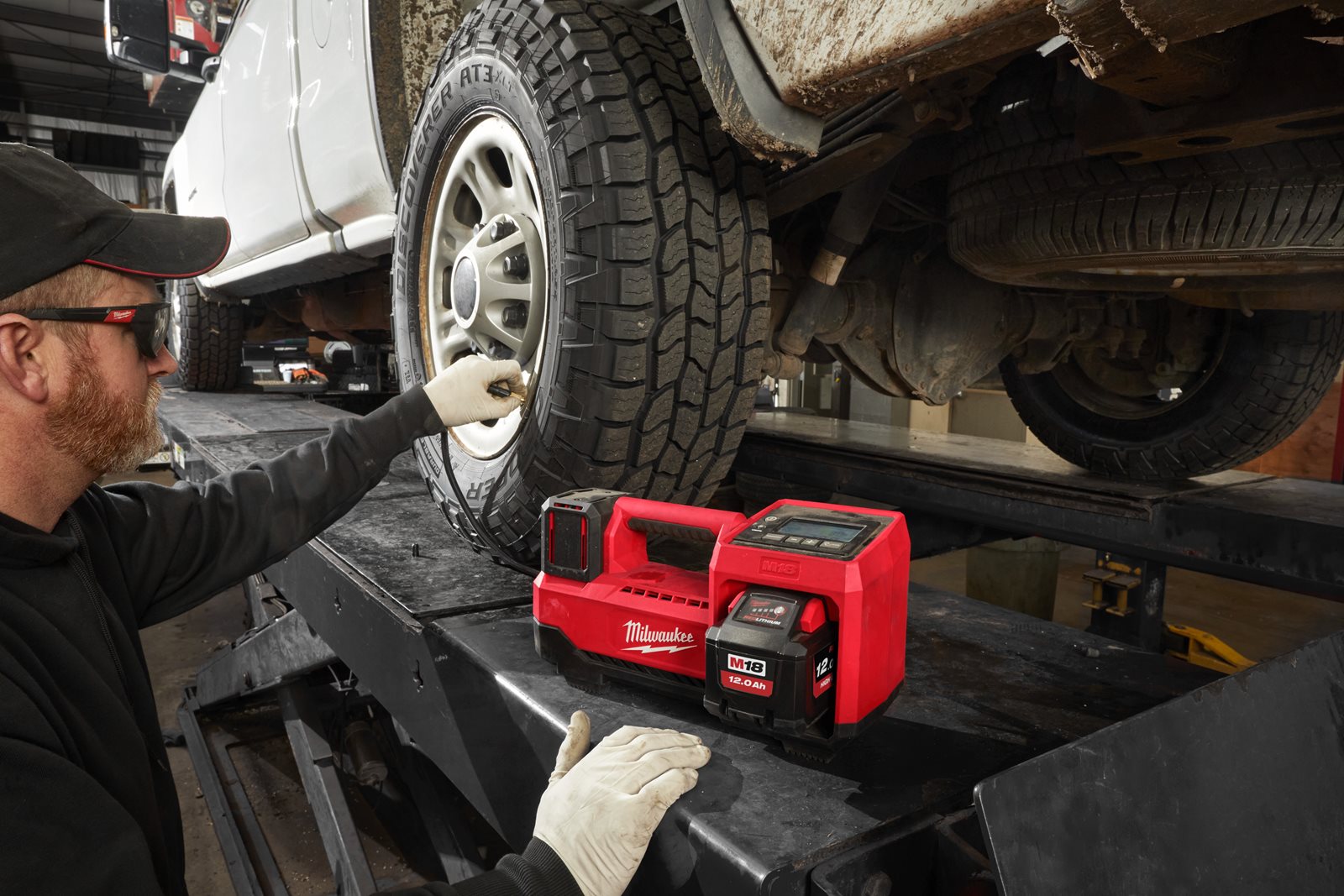 Compresor M18 Milwaukee M18 BI-0 - in utilizare 1