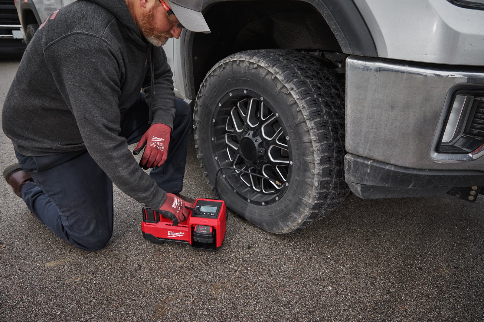 Compresor M18 Milwaukee M18 BI-0 - in utilizare 8