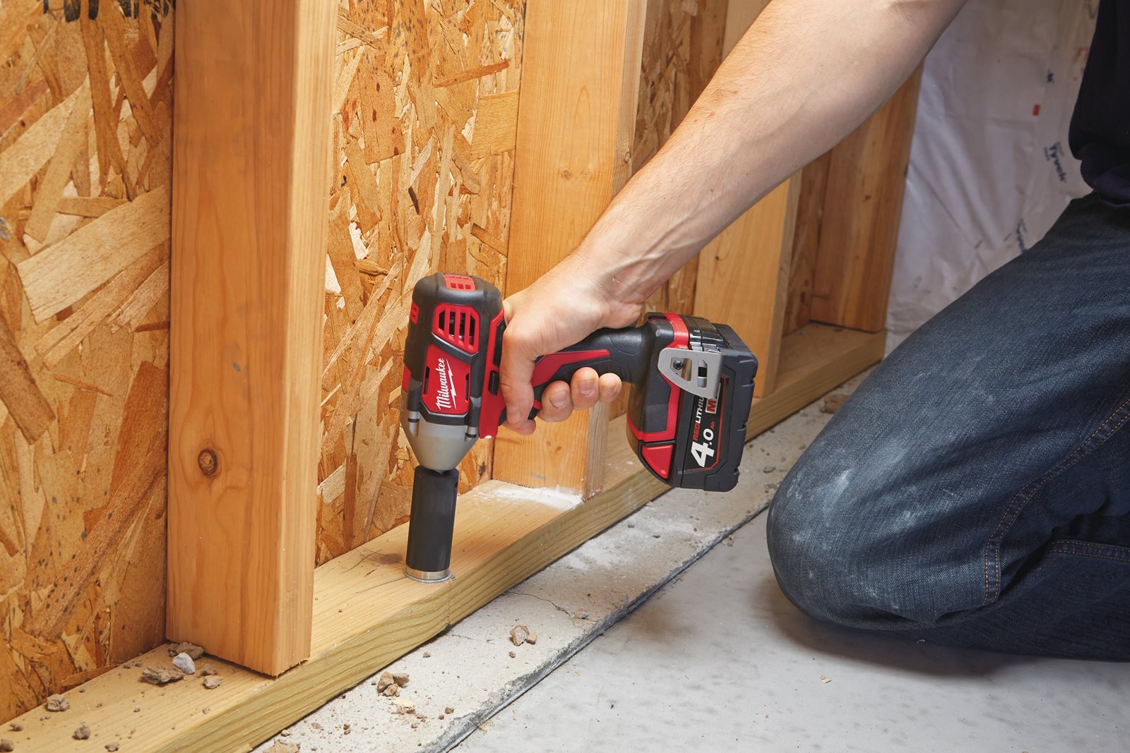 Cheie de impact 1/2" M18 Milwaukee M18 BIW12-0 - in utilizare 1