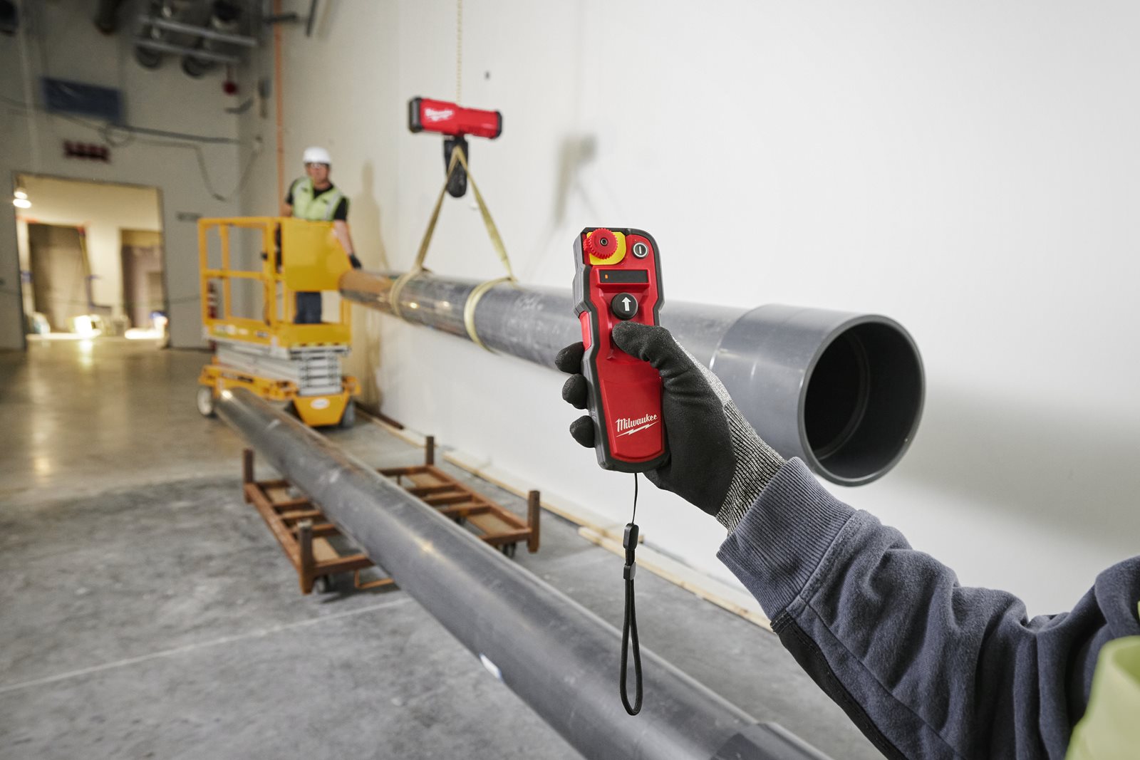 Electropalan 1 tonă M18 ONE-KEY Milwaukee M18 BLCHTO-121 - in utilizare 5