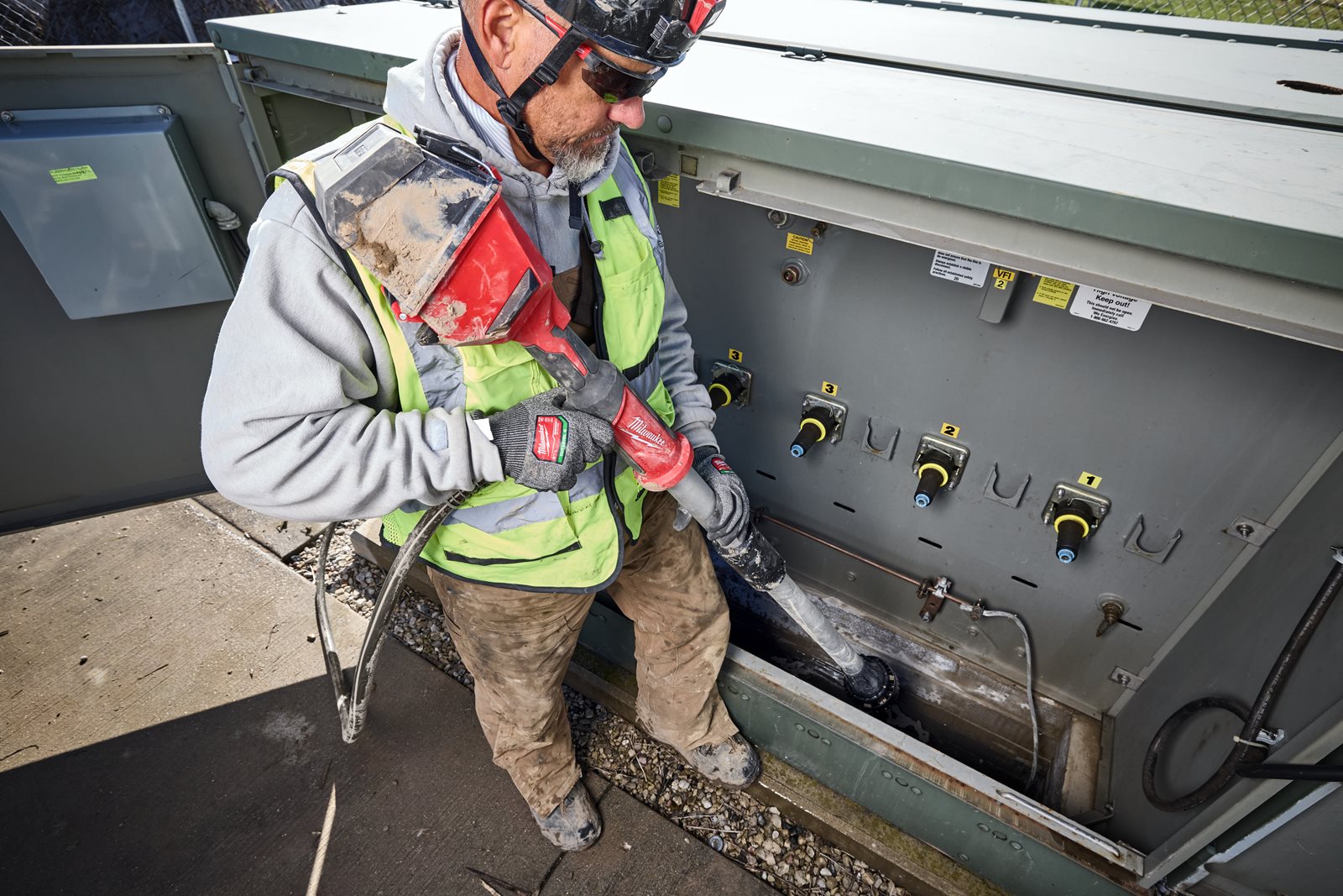 Pompă de apă fără perii M18 HYDROPASS Milwaukee M18 BLSWP-0 - in utilizare 11
