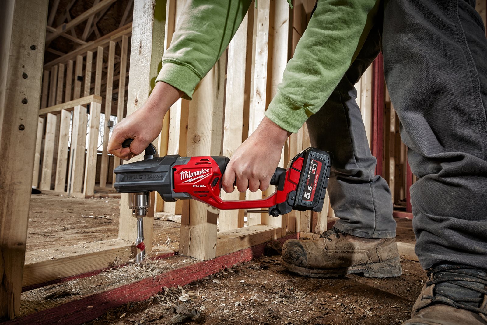 Mașină de găurit unghiulară M18 FUEL Milwaukee M18 CRAD2-0X - in utilizare 2