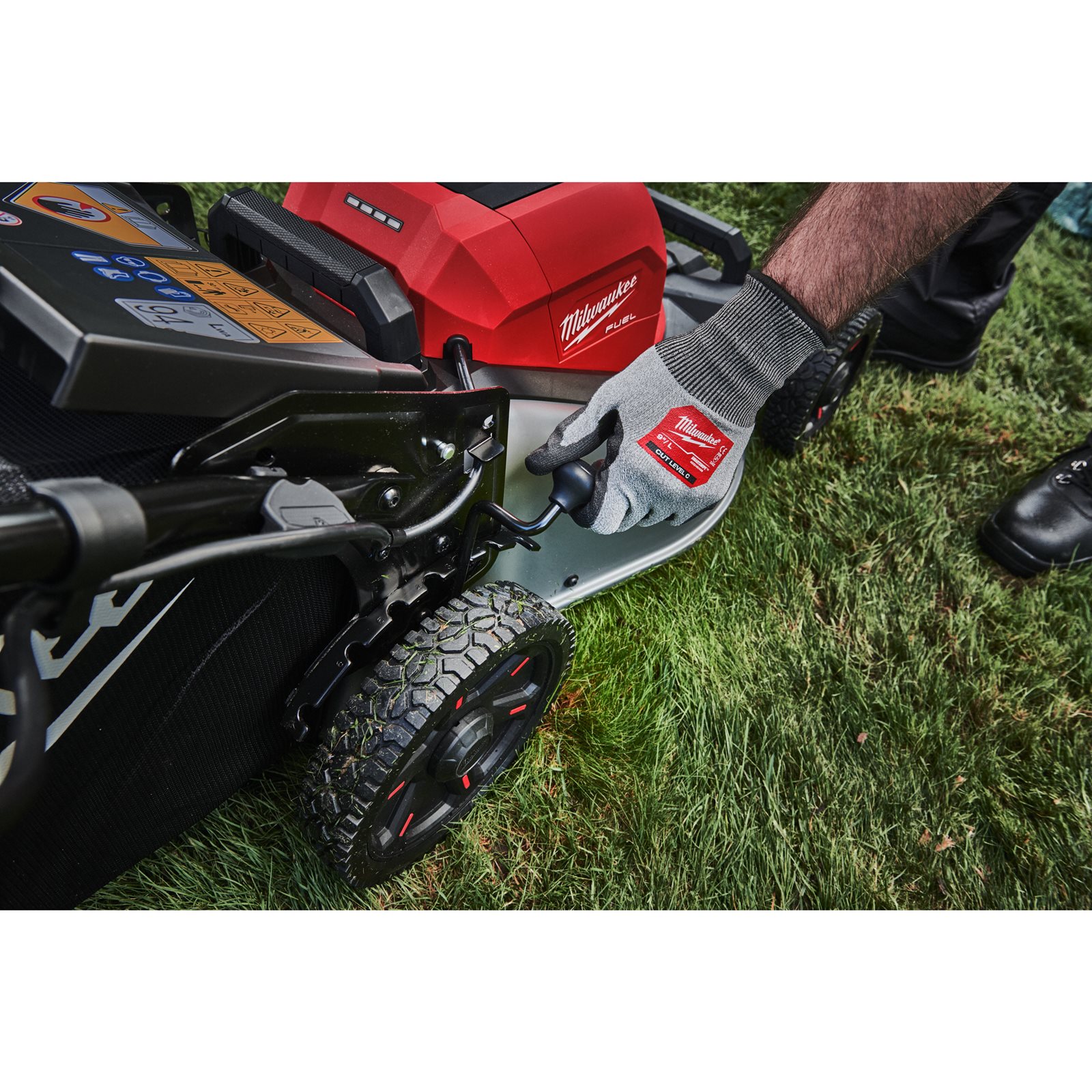 Mașină de tuns gazonul autopropulsată 46 cm M18 FUEL Milwaukee M18 F2LM46-0 - detaliu 3