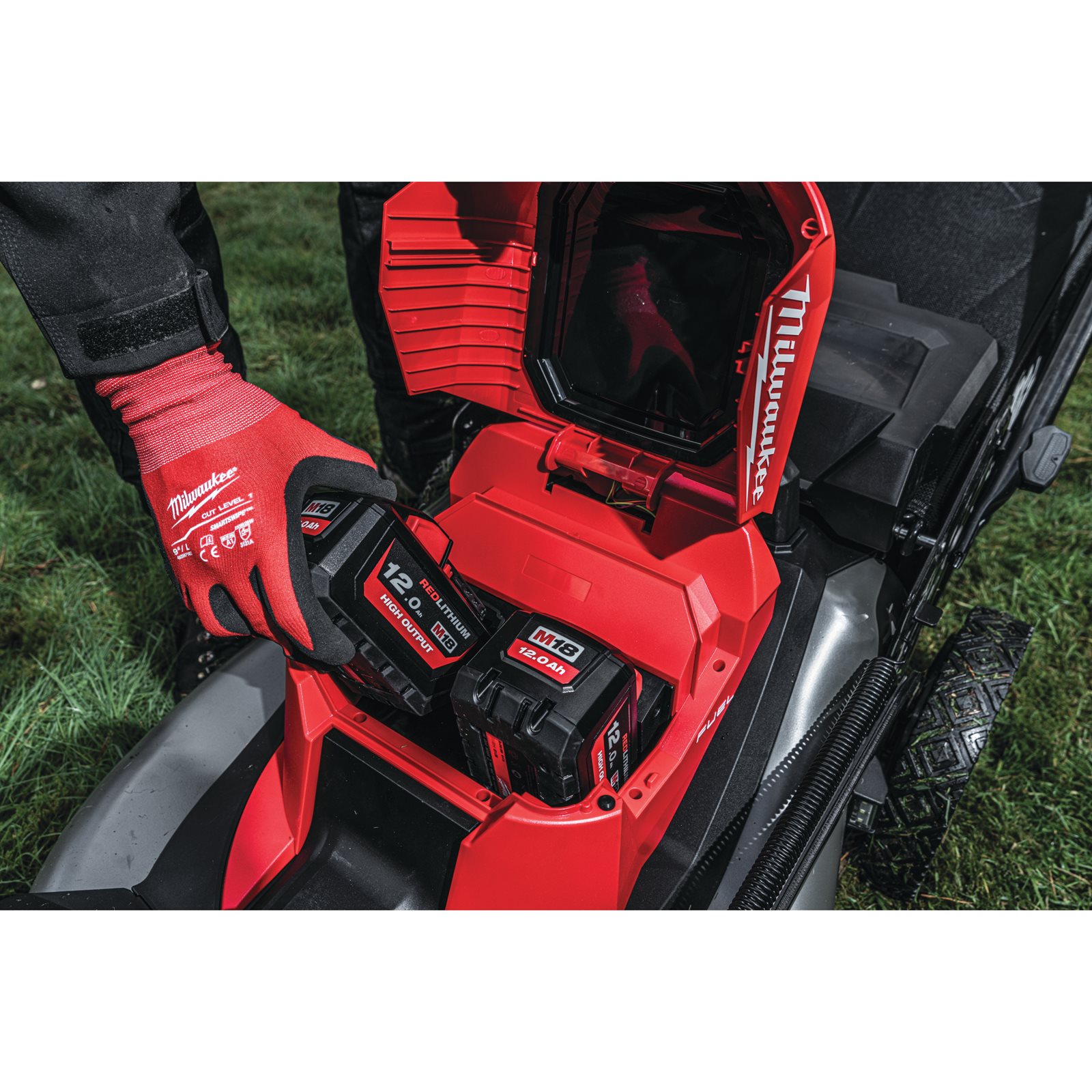 Mașină de tuns gazonul autopropulsată 53 cm M18 FUEL Milwaukee M18 F2LM53-0 - detaliu 1