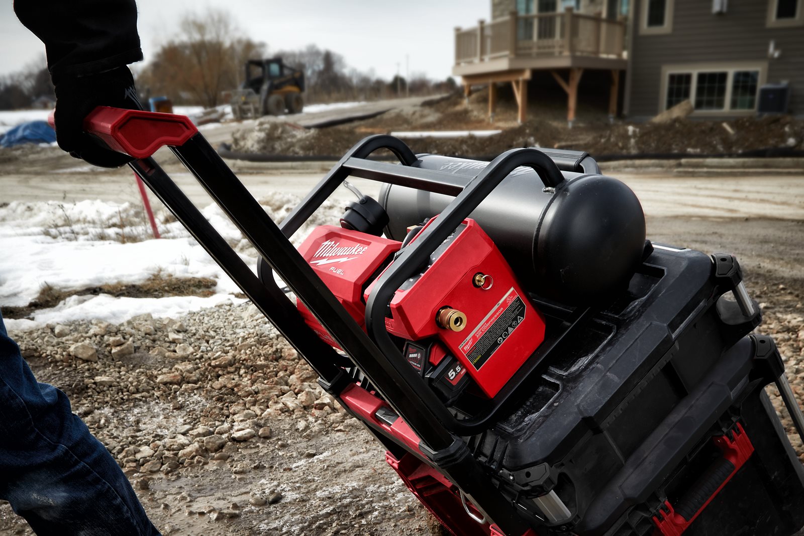 Compresor de aer M18 FUEL Milwaukee M18 FAC-0 - in utilizare 9