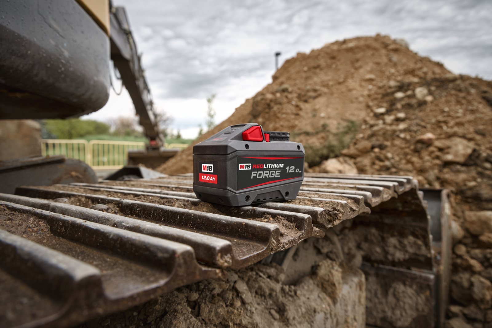 Acumulator 12.0 Ah M18 FORGE Milwaukee M18 FB12 - in utilizare 4