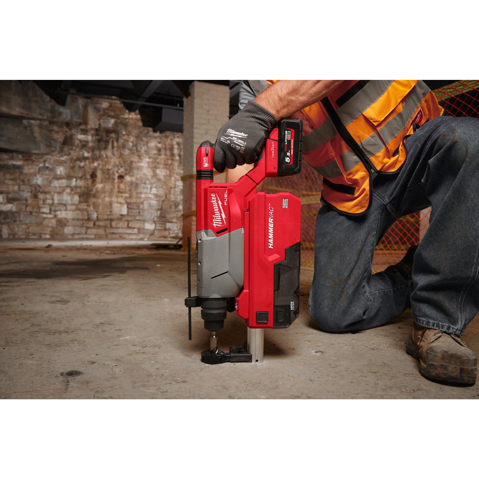 Ciocan rotopercutor 32 mm SDS-Plus M18 FUEL ONE-KEY cu mâner D Milwaukee M18 FHACOD32-0C - detaliu 1