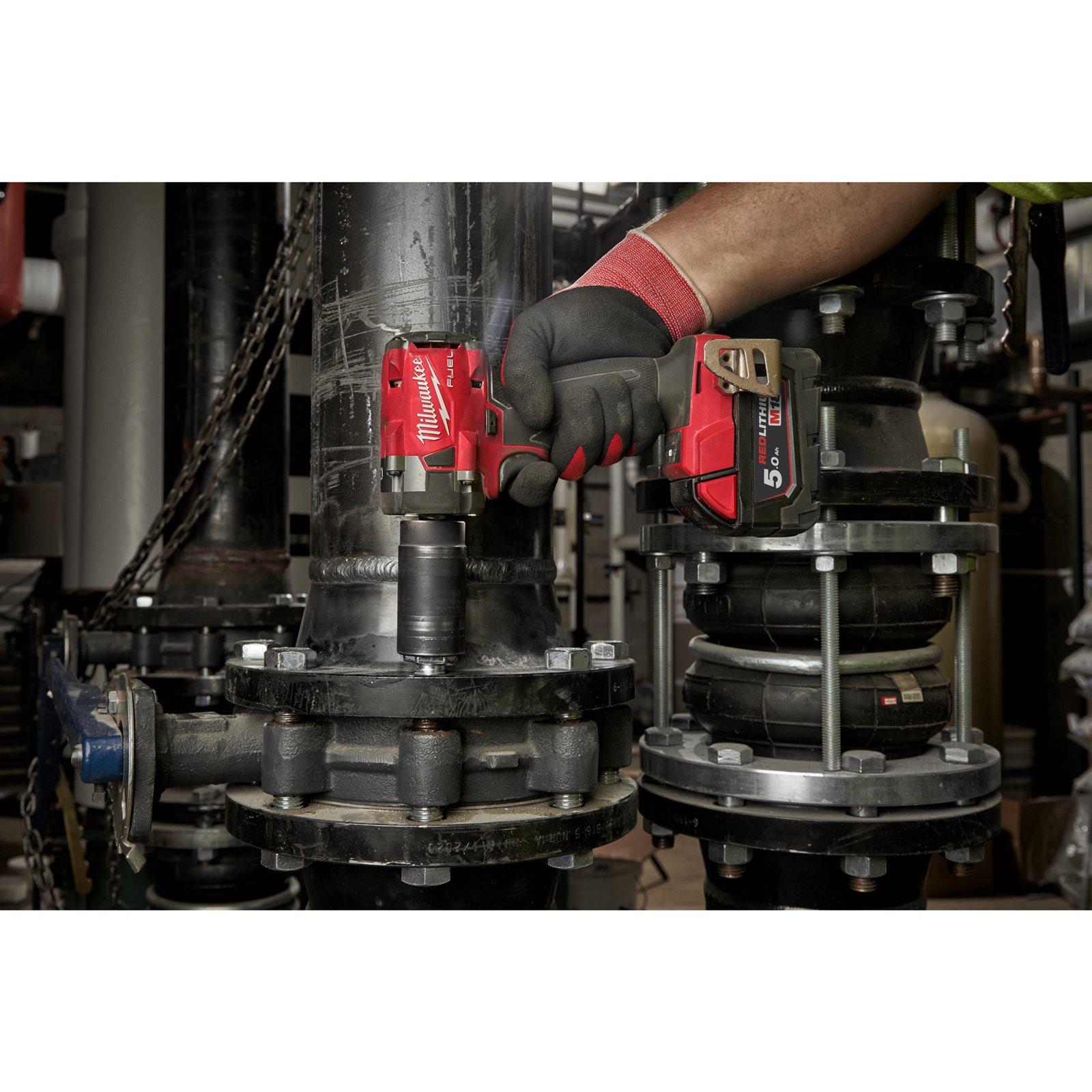 Cheie de impact 1/2" M18 FUEL compactă cu pin de blocare Milwaukee M18 FIW2P12-0X - detaliu 3